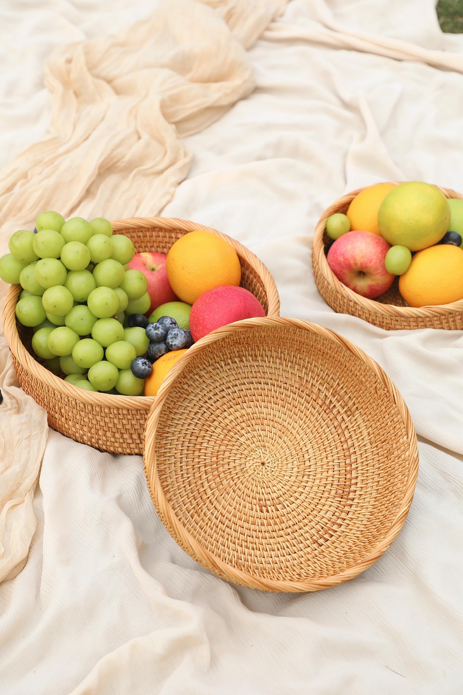 HITOMEN Set di 3 cestini per il pane in rattan fatti a mano, ciotole rotonde in vimini per frutta, in tessuto naturale, decorativo, per organizzare il bancone della cucina (marrone miele)