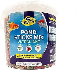 HERONS - Pond Sticks Mix Ultralight - Floating Sticks for Koi, Carp and Coldwater Fish - Immune System Boost - With Spirulina and Paprika - Complete Feed for Pond Fish - 5L Bucket