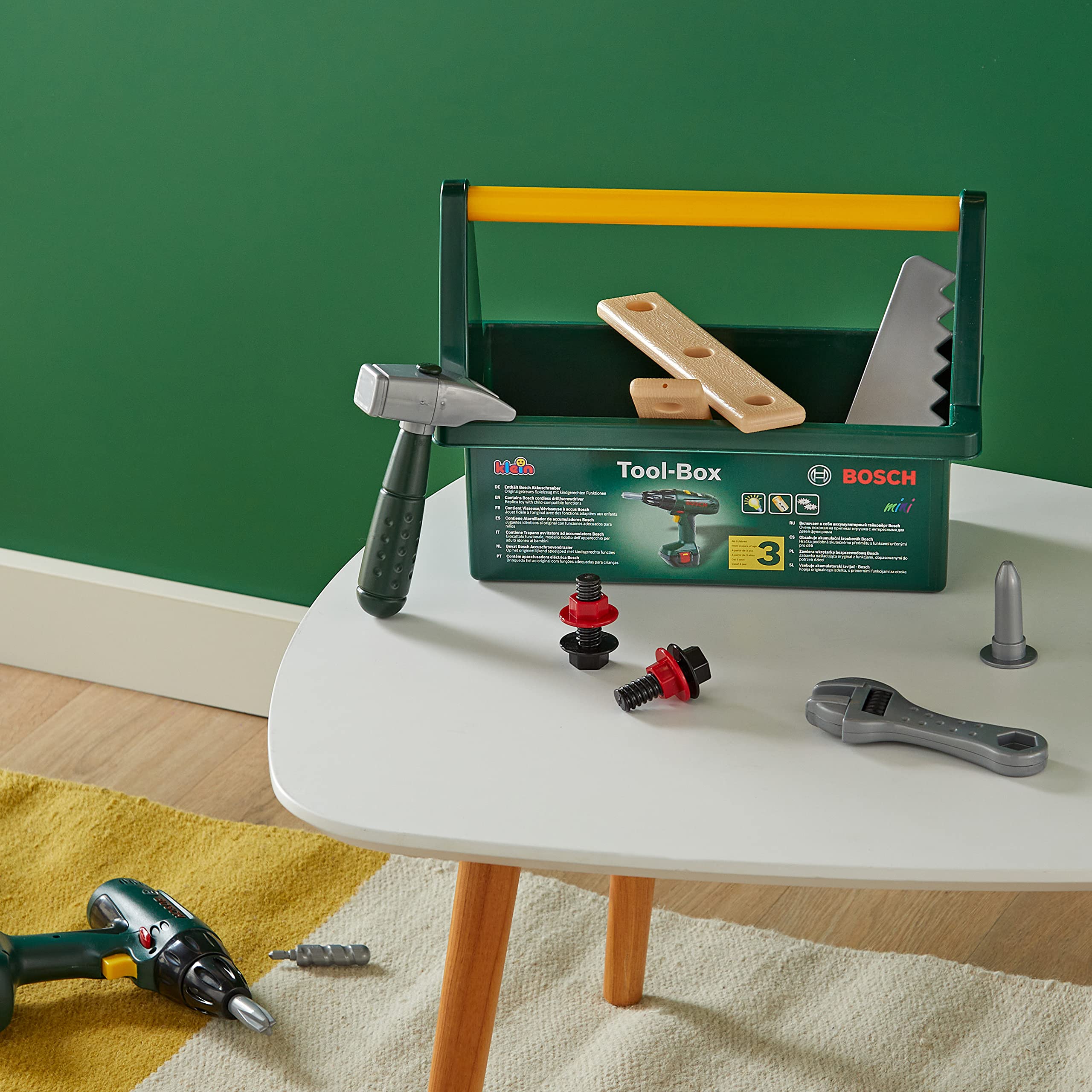 Theo Klein 8429 Caisse à Outils Bosch avec visseuse électronique - Nombreux Accessoires : scie, Marteau, clé à molette, vis, Lattes, etc. - Dimensions : 31 x 16,5 x 22,5 cm - pour Enfants dès 3 Ans