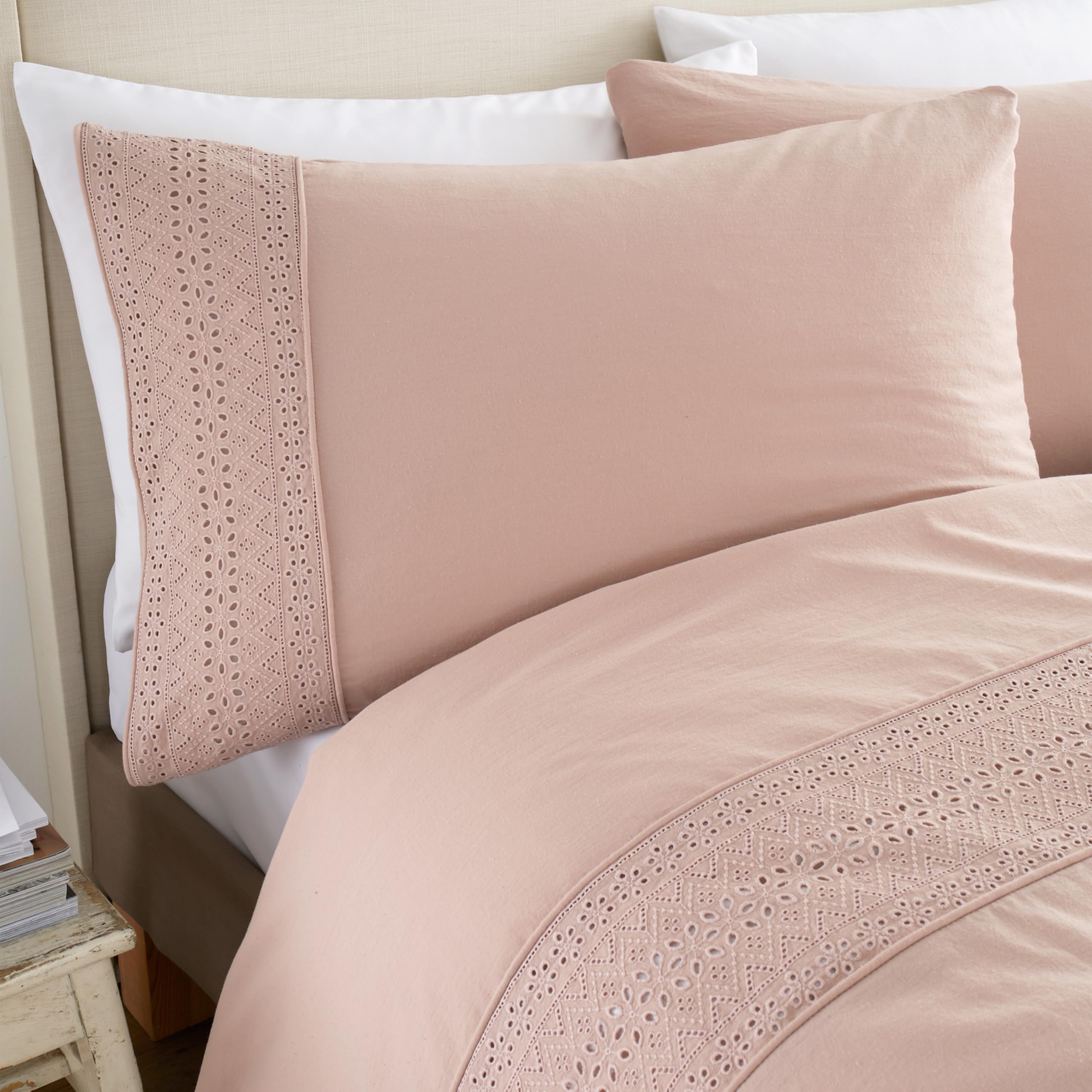 Catherine Lansfield Set copripiumino classico in pizzo con federe, per letto king size, colore: bianco