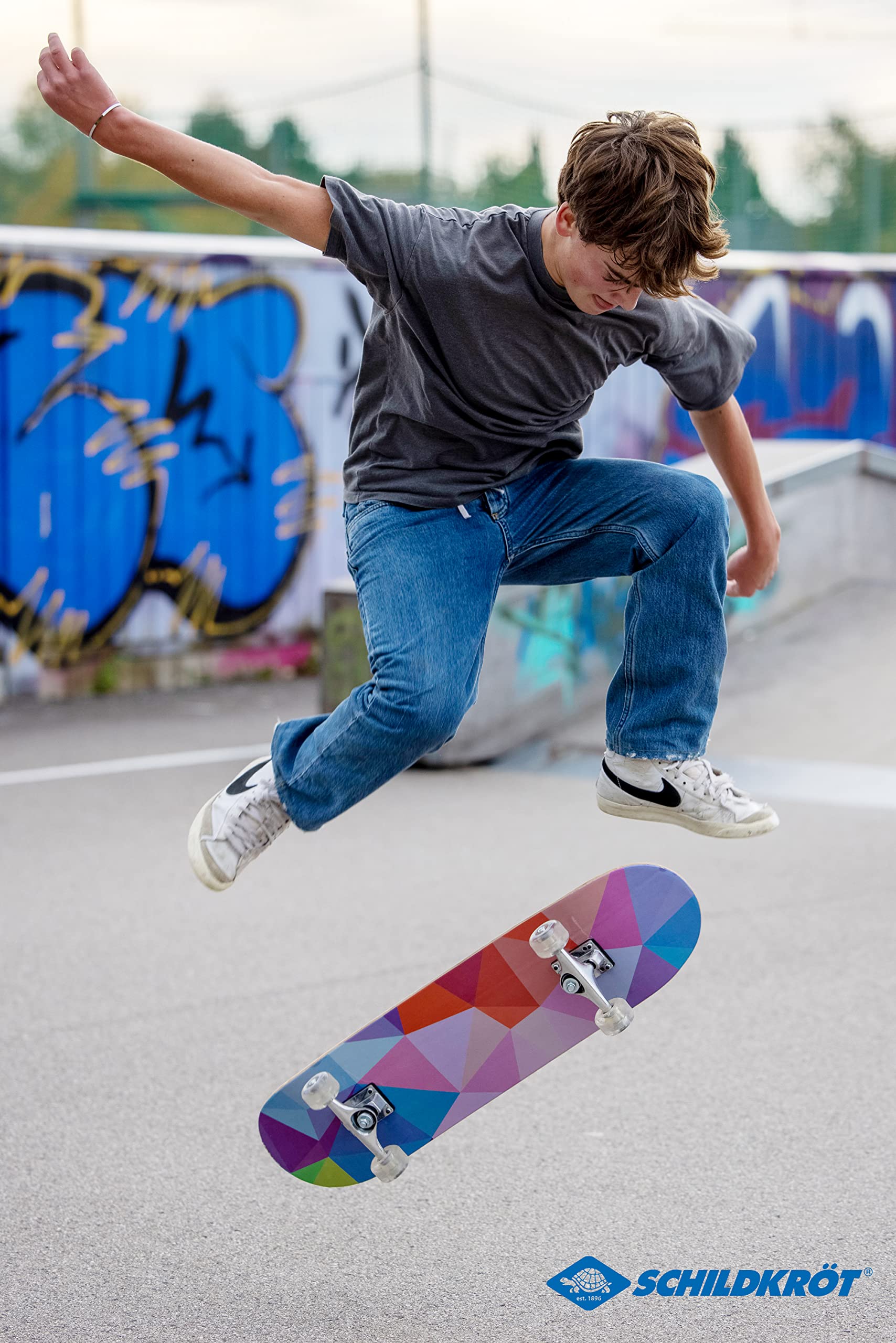 Schildkröt Skateboard Kicker 31", Tabla con Excelentes Características para Principiantes, Cubierta Cóncava con Doble Patada y Cinta de Agarre, Rodamientos ABEC5