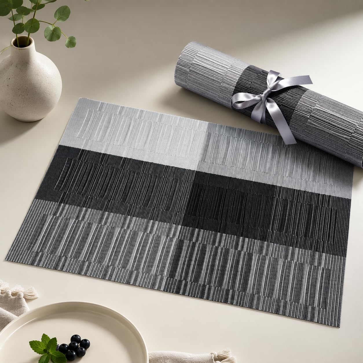 OXSAM Placemats, Heat Insulation Non-Slip Vinyl mats, Stain-Resistant Tablemats for Home and café Dining Table Décor (Taupe Brown, Pack of 6) — Amazon image 8