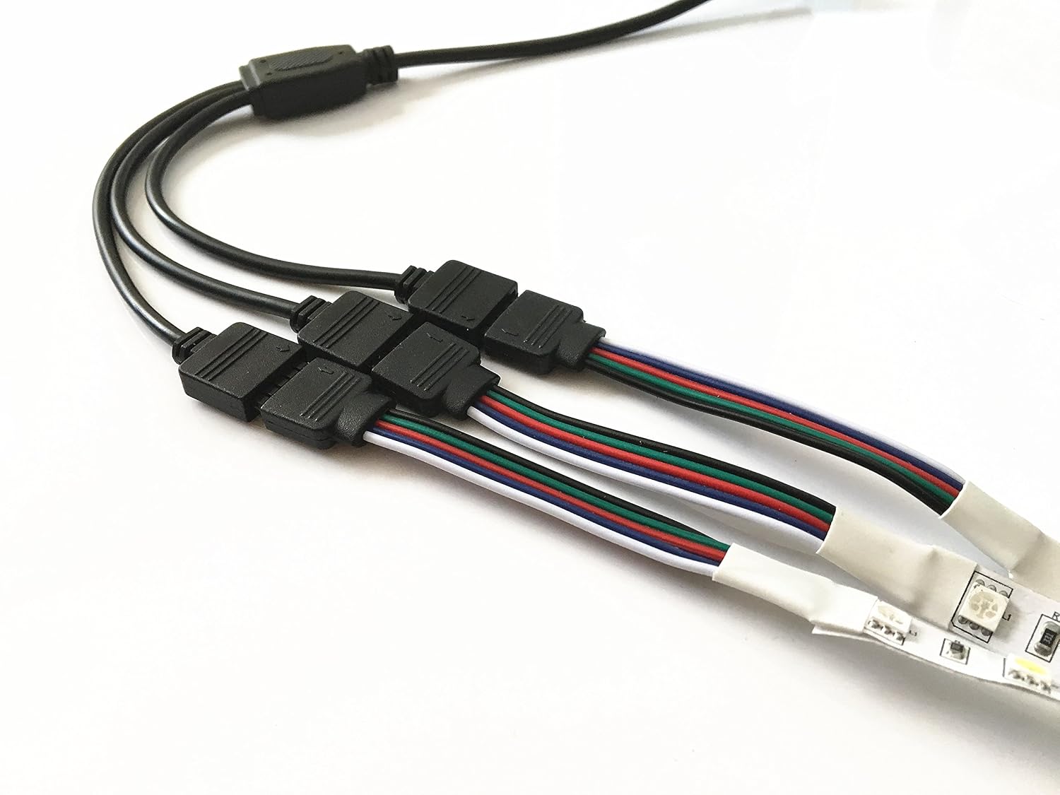 2pcs/ Pack Black 1 to 3 Splitter Cable Connection Cable 5 Pin Splitter Cable LED Strip Connector 3 Way Splitter Y Splitter for One to Two 5050 3528 RGBW LED Light Strip