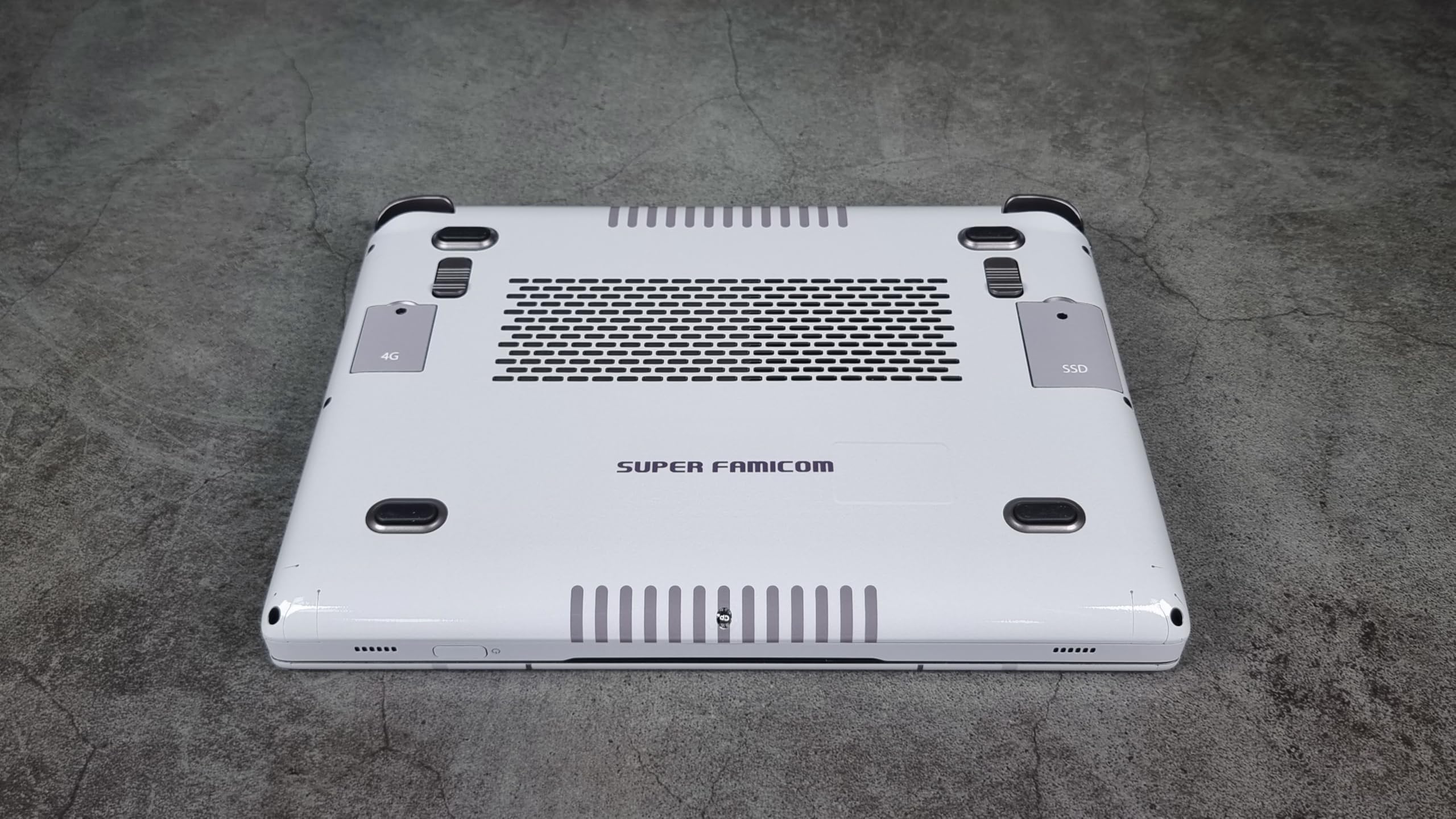 Amazon.com: GPD Win Max 2 Matte Skin, Super Famicom Edition, Full