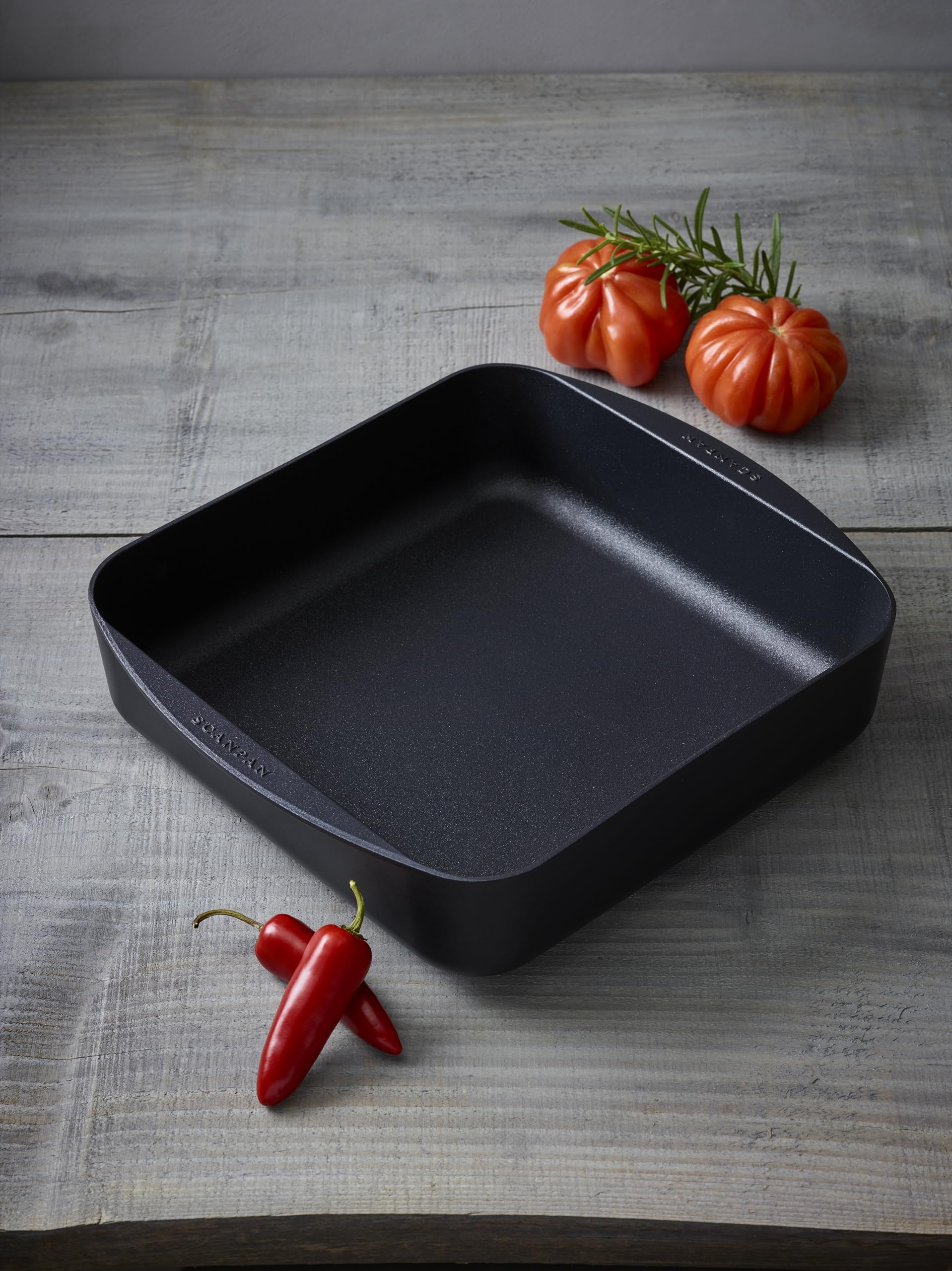 Amazon｜SCANPAN(スキャンパン) フライパン ブラック 28×28cm TechnIQ