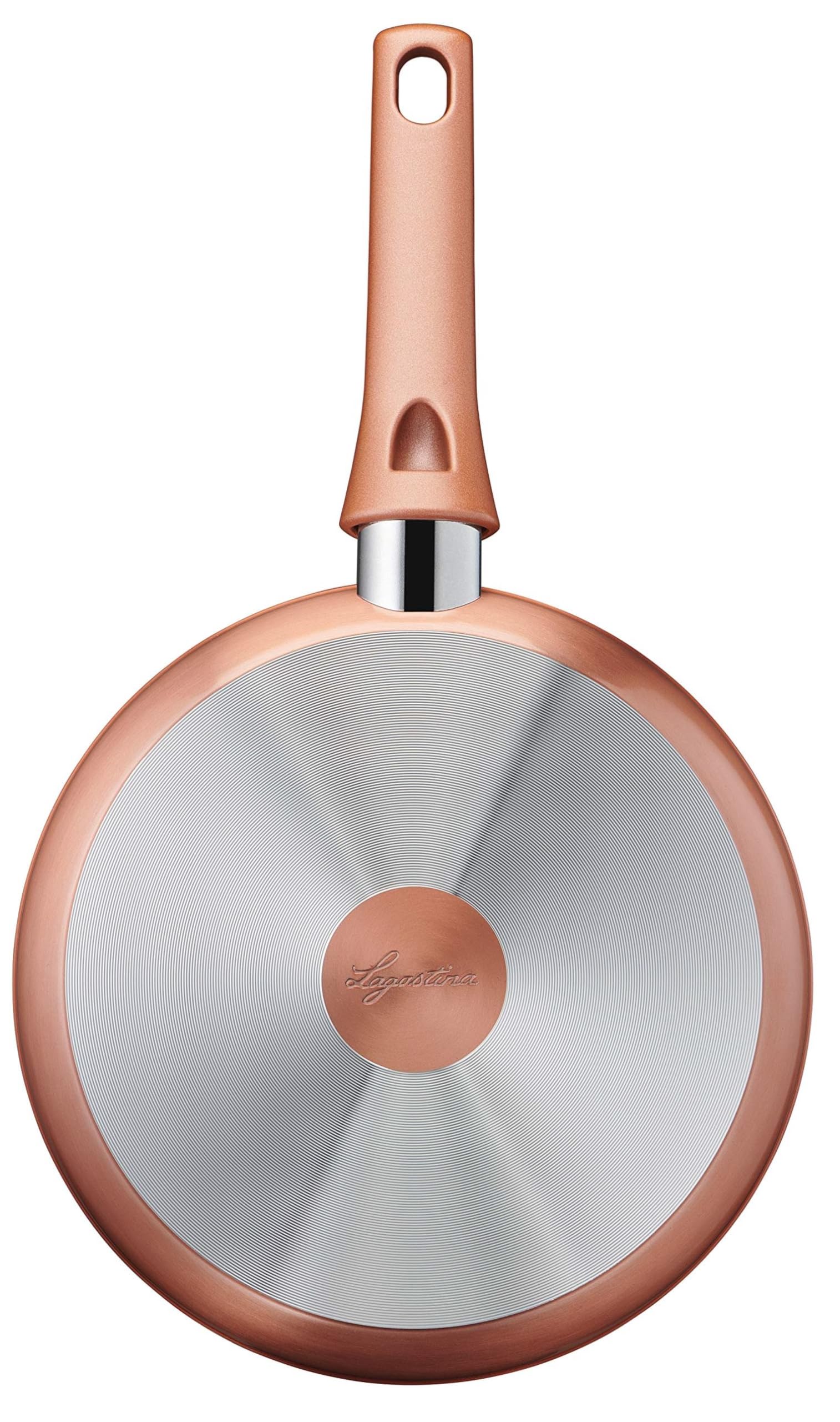 Lagostina Ramata Padella Antiaderente in Alluminio Ø 28 cm con Esterno Effetto Rame, Pentola Gas e Forno, Rivestimento Titanium Easy, Manico Ergonomico in Bakelite (induzione esclusa)