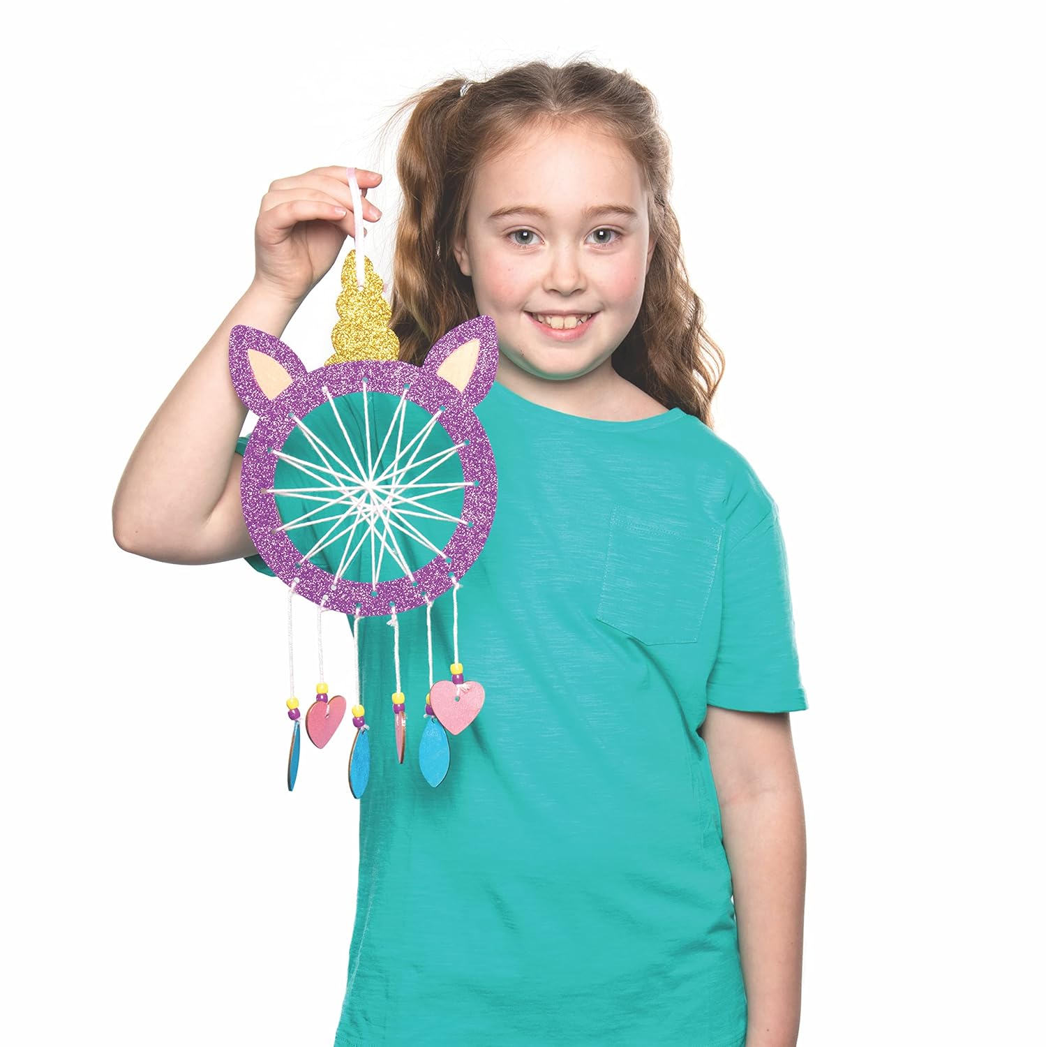 Baker Ross AT721 Wooden Unicorn Dream Catcher Kits - Pack of 4, Create Your own Dreamcatcher Kits for Kids Arts and Crafts, Wall Decorations for Girls and an Introduction to Sewing