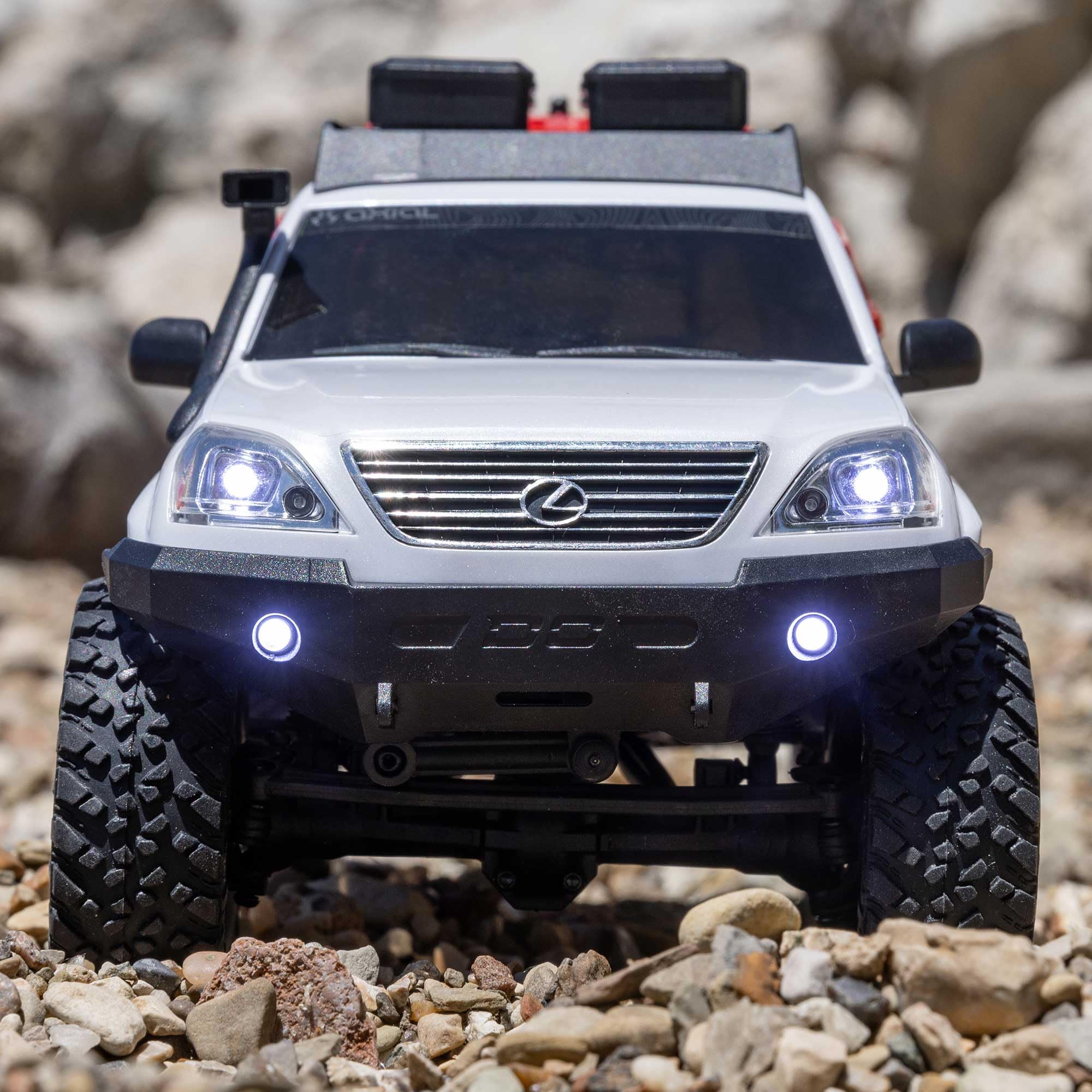 Amazon | Axial RC Truck SCX24 レクサス GX470:1/24 4WD RTR (走る