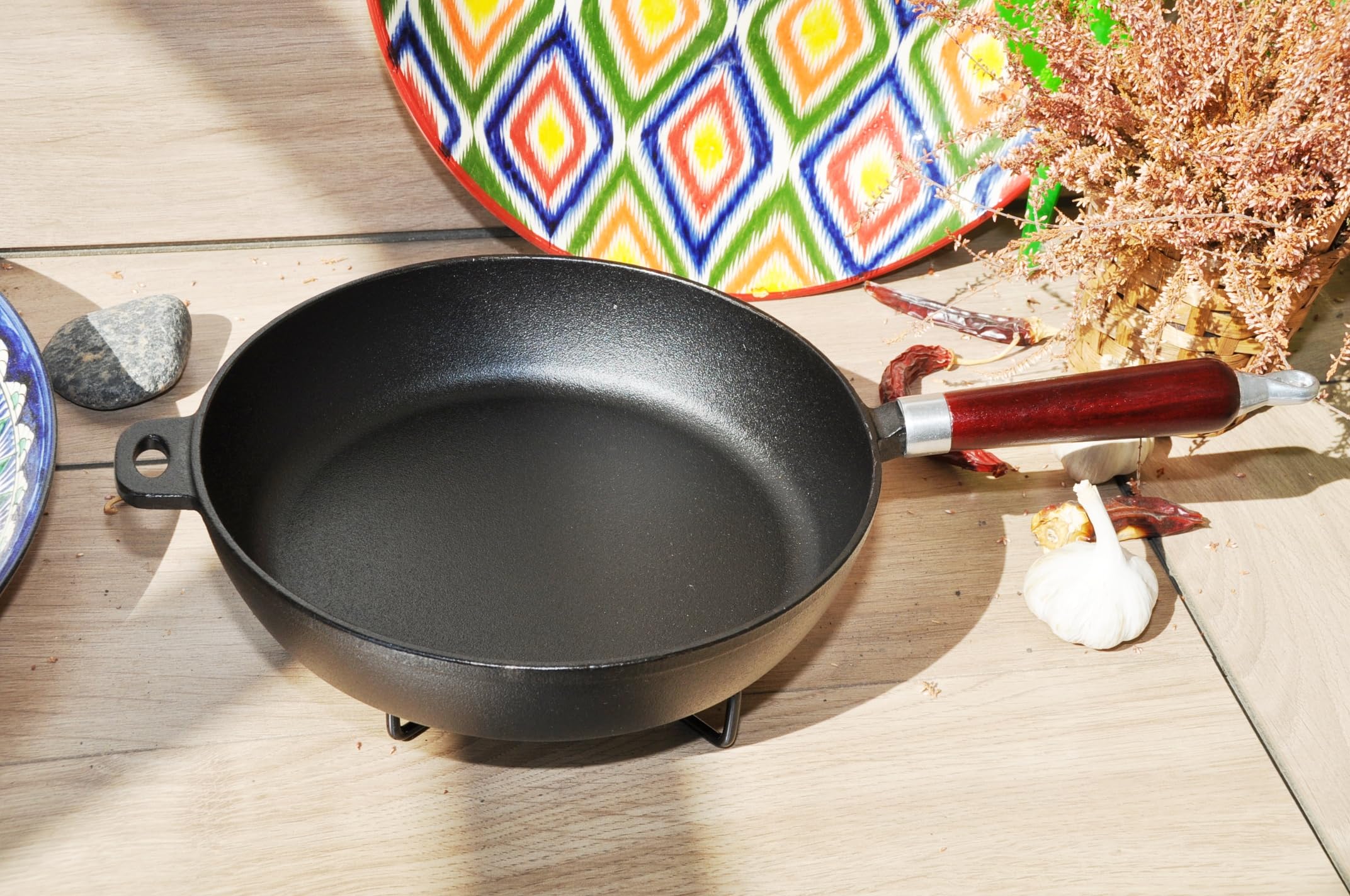 Generisch Padella in ghisa 28 cm di diametro sfuggente con manico in legno