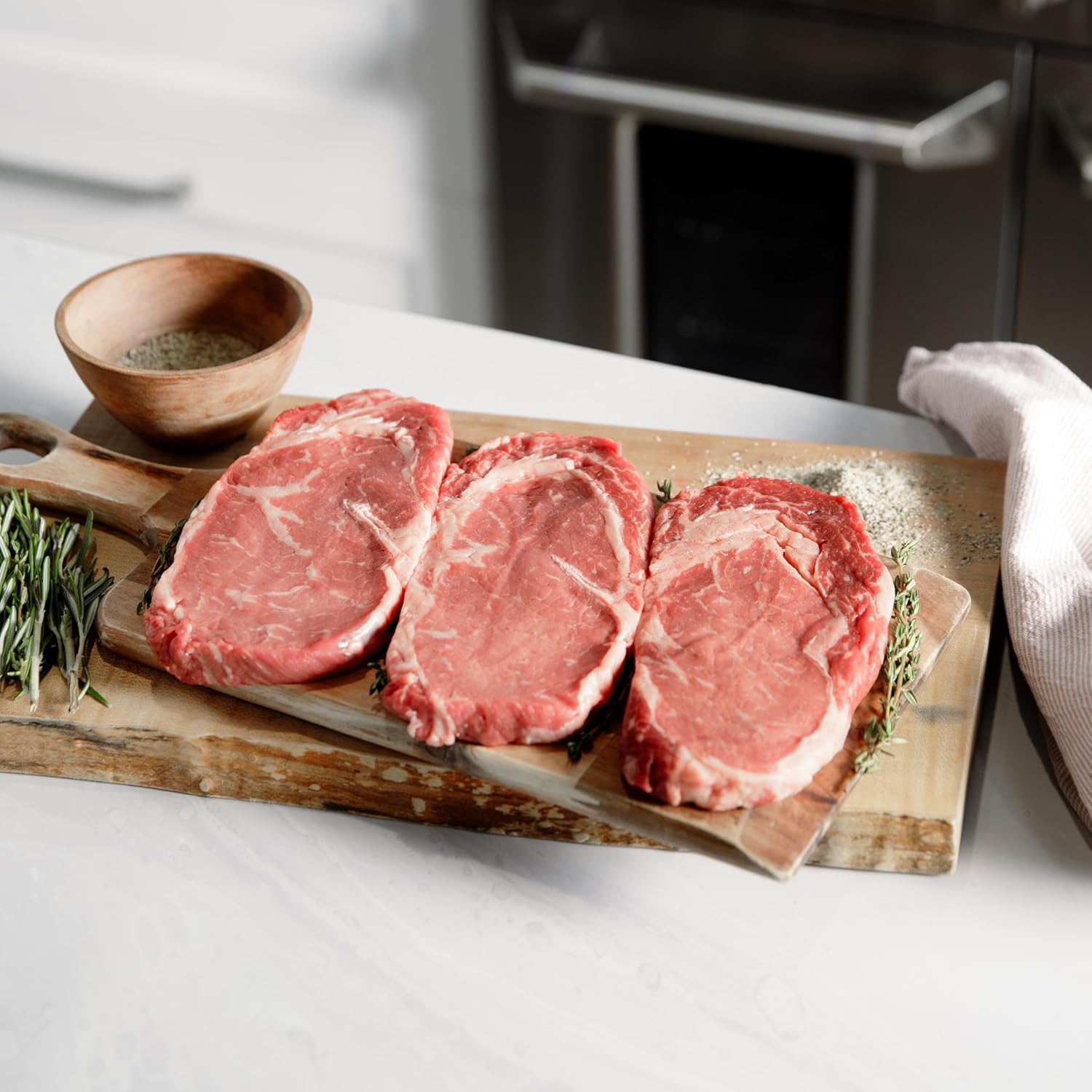 Rastelli's Black Angus Beef Ribeye Steaks (16 ct) 9 oz Portions, 9 lbs. Total