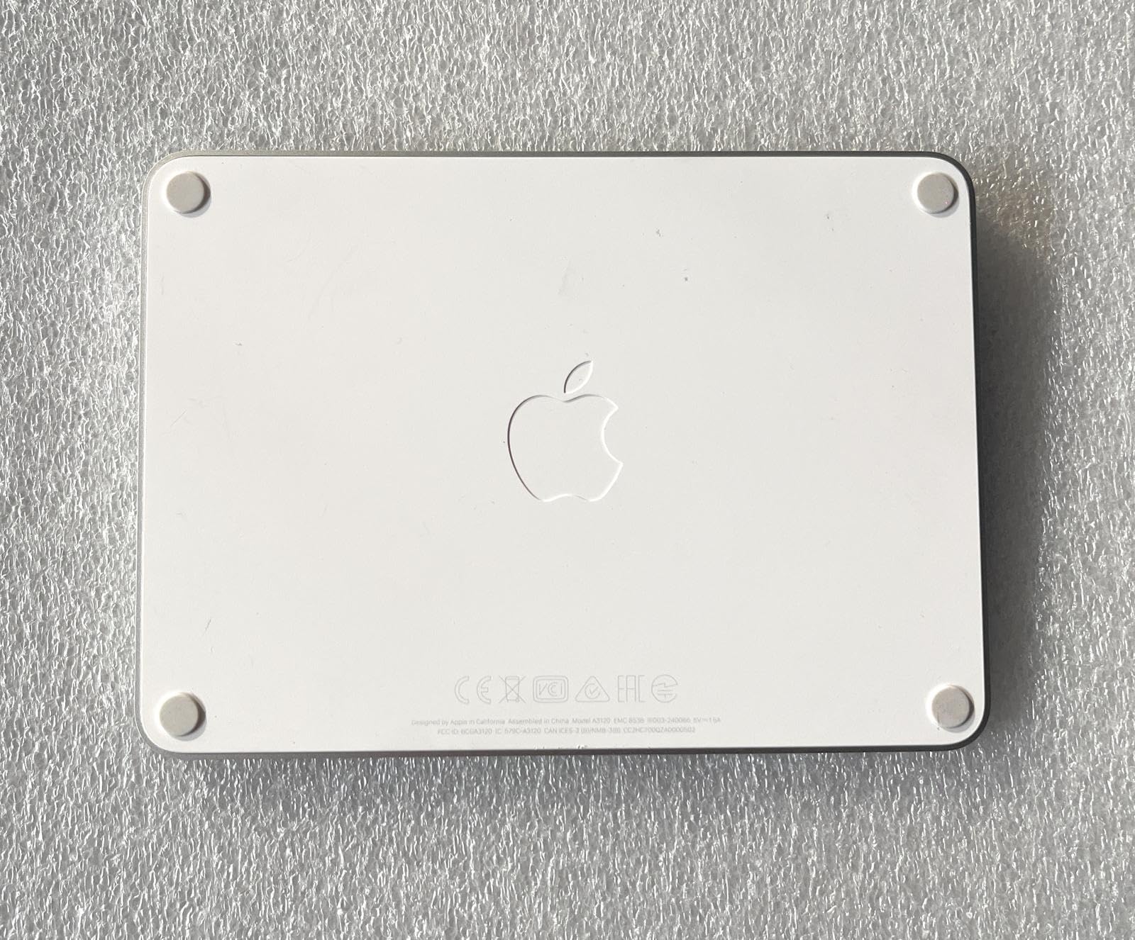 Generico Trackpad Originale Bluetooth Ricaricabile. Compatibile con Mac o iPad Bianco, superficie Multi-Touch (USB-C) Usato Originale