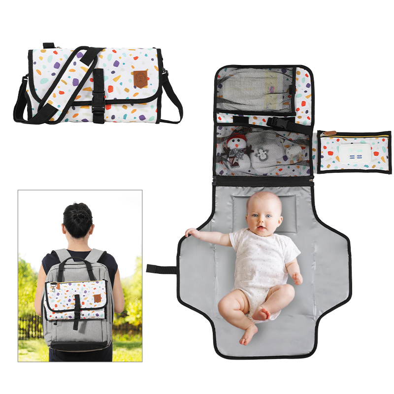 Miniatura 9 de Cambiador de pañales portátil para bebé, tapete cambiador de pañales impermeable con bolsillos para toallitas y pañales, estación ligera plegable