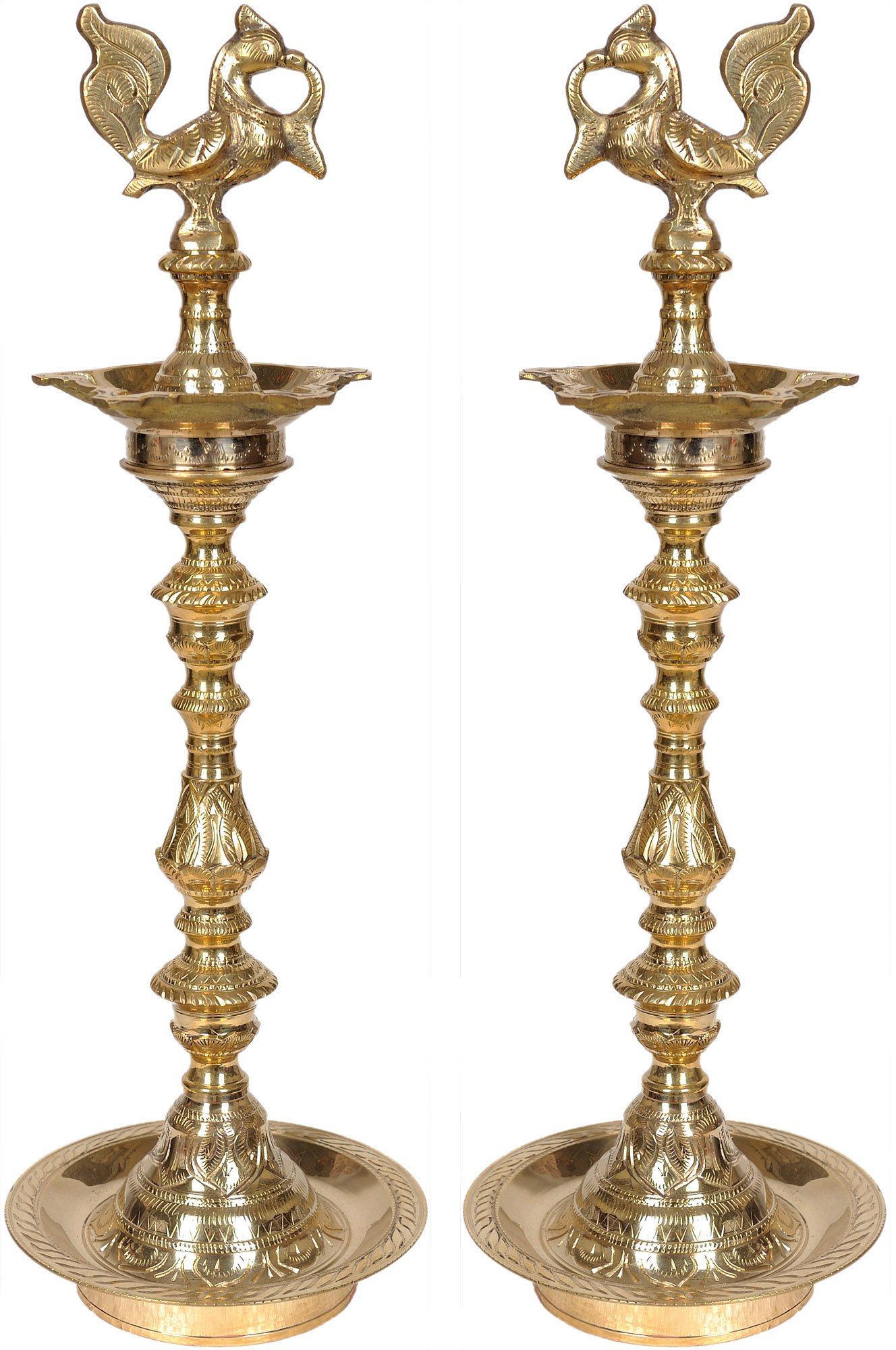 Statue de Paon en Laiton Exotic India | Lampe Artisanale Unique pour Salon