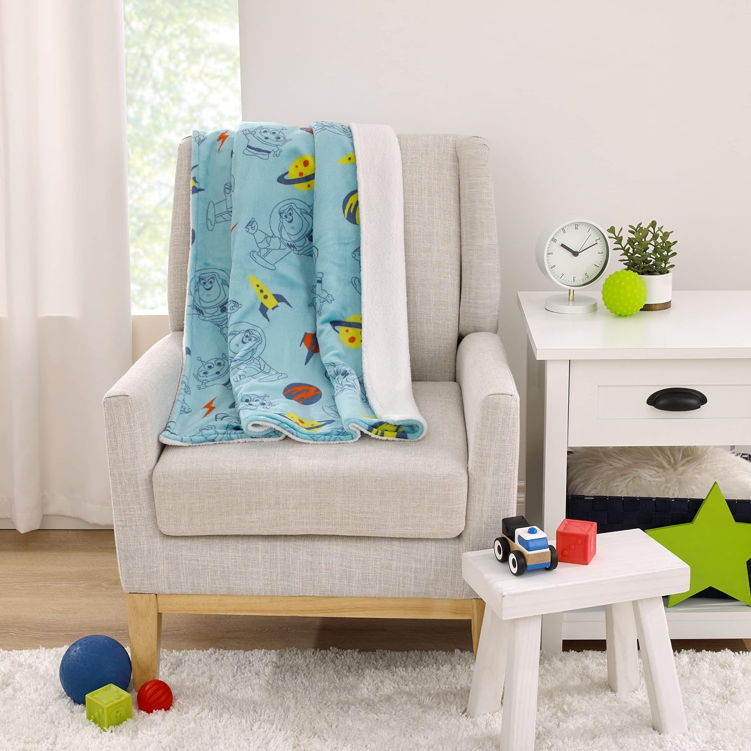 Disney Toy Story Aqua, Lime and Orange Buzz Lightyear Super Soft Sherpa Baby Blanket - Image 4
