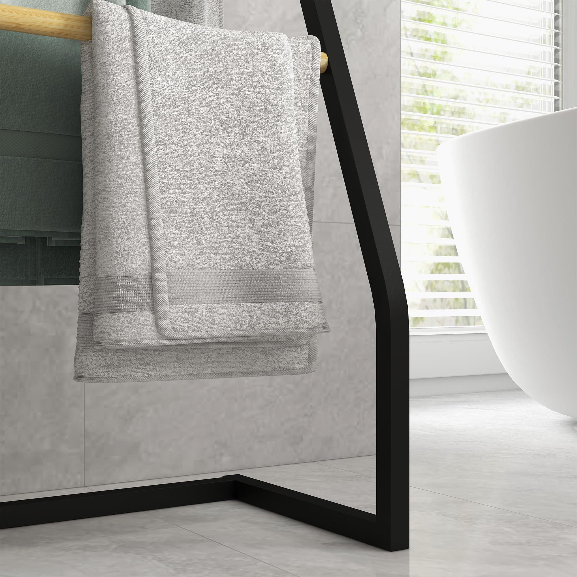 HOMCOM Toallero de Pie Toallero para Baño con 4 Barras de Bambú y Acero para Lavadero 40,5x28x98 cm Negro y Natural