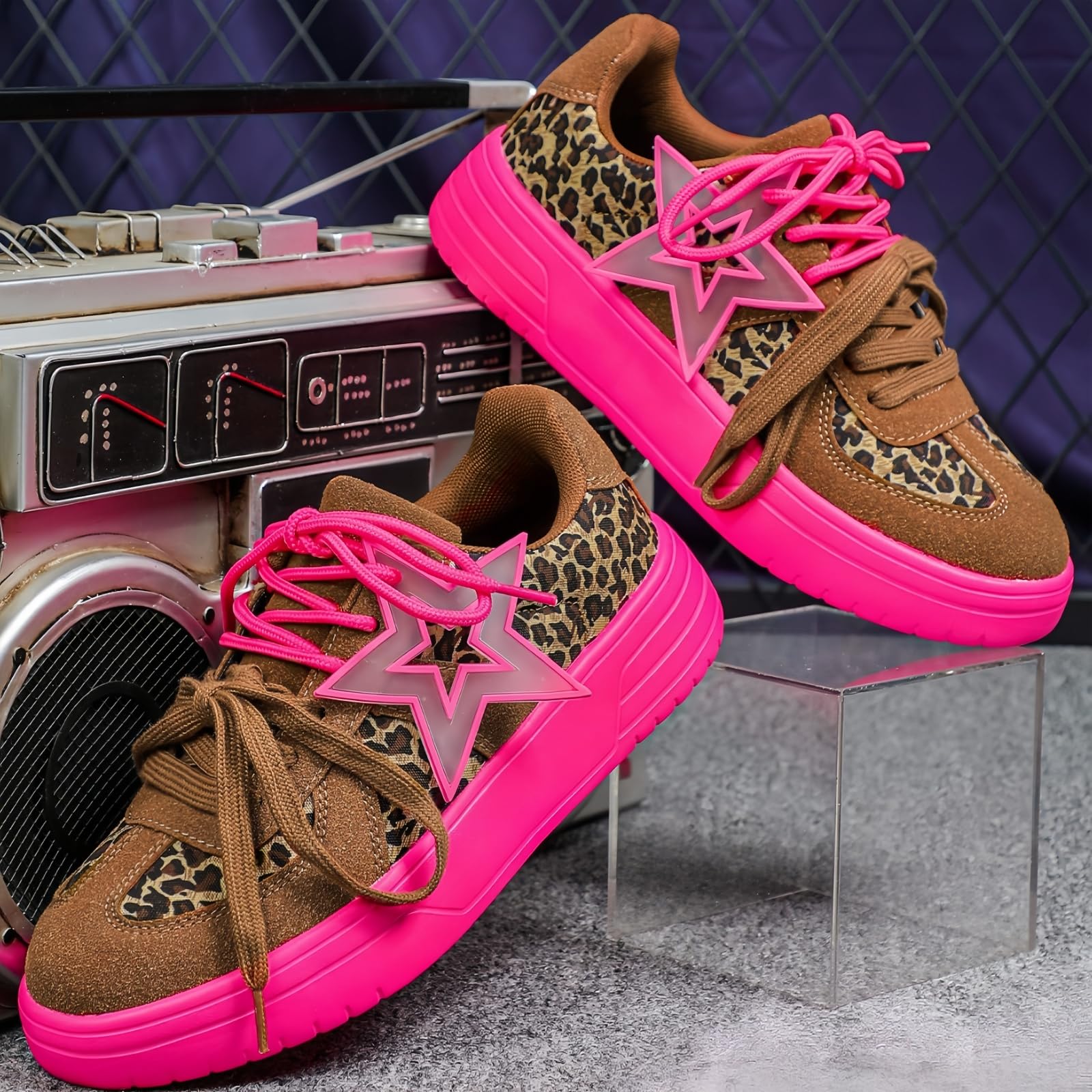 Modne damskie trampki z gwiazdami brokatowe cekiny sznurowane niskie buty tenisowe do biegania buty do chodzenia lekkie antypoślizgowe skórzane buty retro, Wisiorek Leopard Print, 39.5 EU