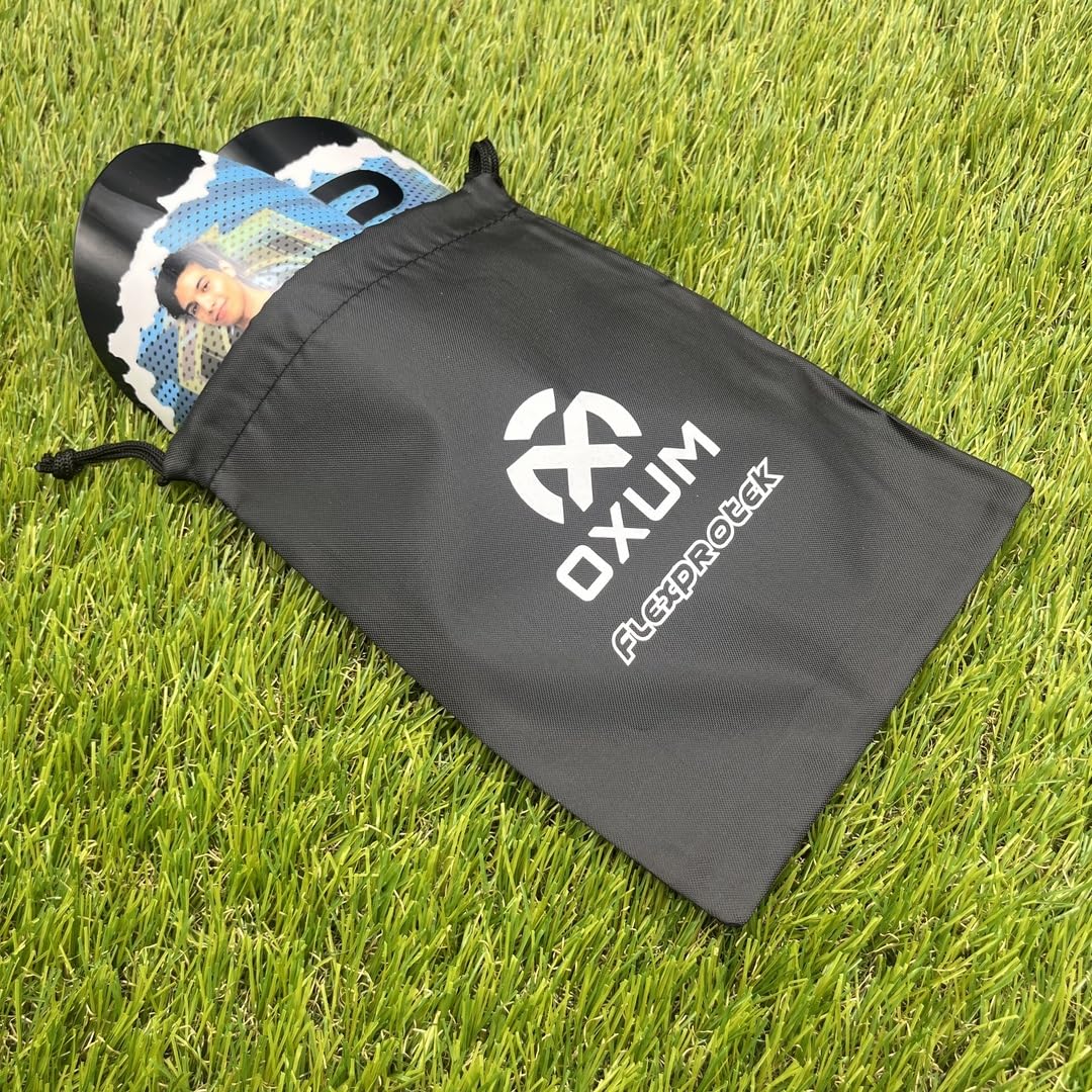 Oxum Sport - Parastinchi da calcio personalizzati per bambini e adulti - Includi il tuo nome, il tuo numero e la tua foto -Sacchetto regalo per parastinchi- One Design