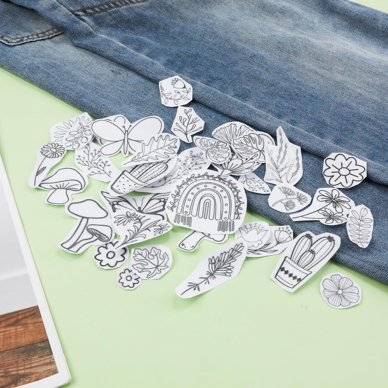 100 Motifs Broderie Soluble MININUSI - Autocollants Fleurs Pour Tissu