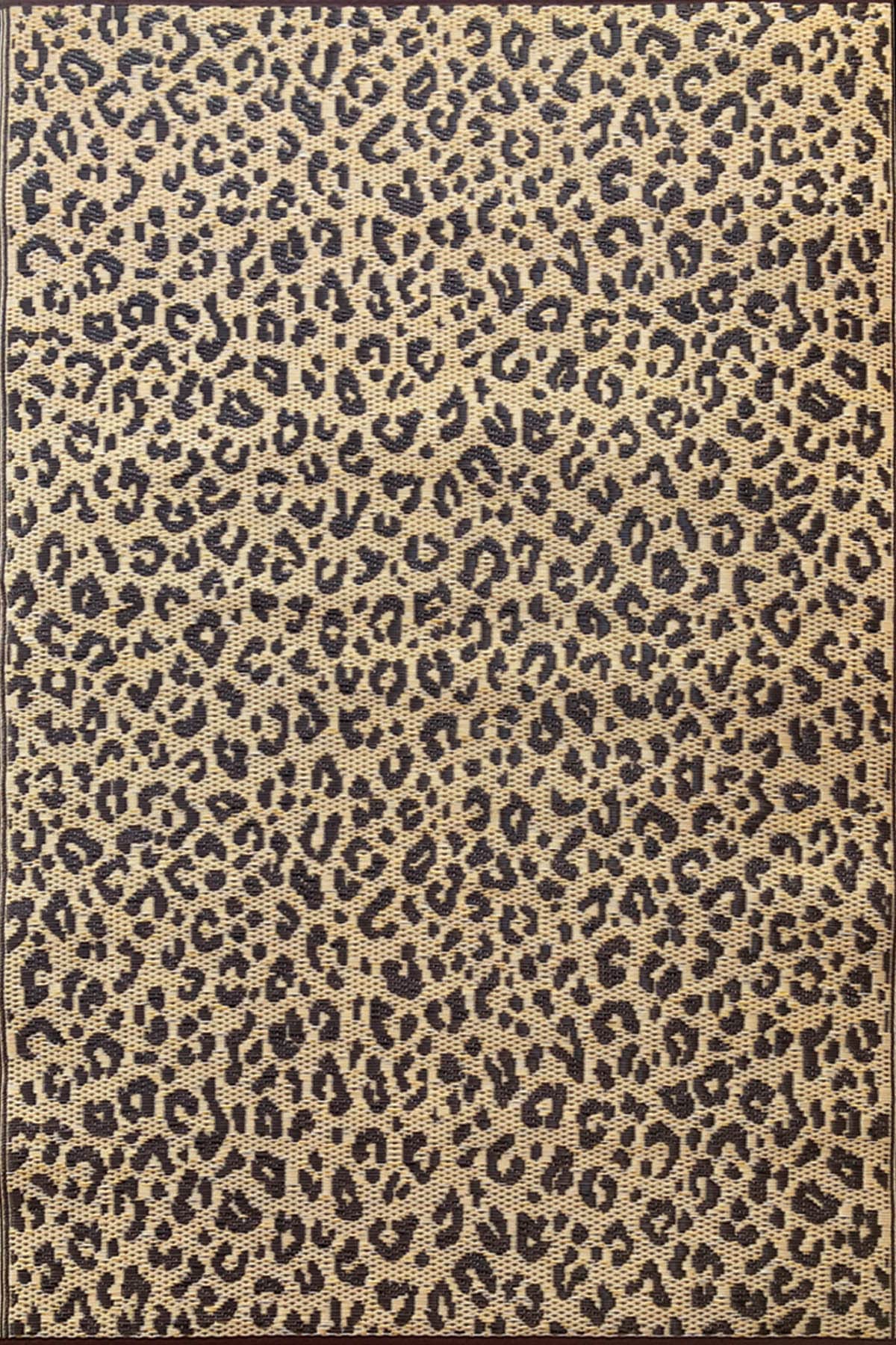 Mad Mats® Outdoor Rug, Reversible Plastic Mat for Patio, Porch, Deck, Kitchen & Bath,Leopard, Floor Mat (4' x 6', Natural)