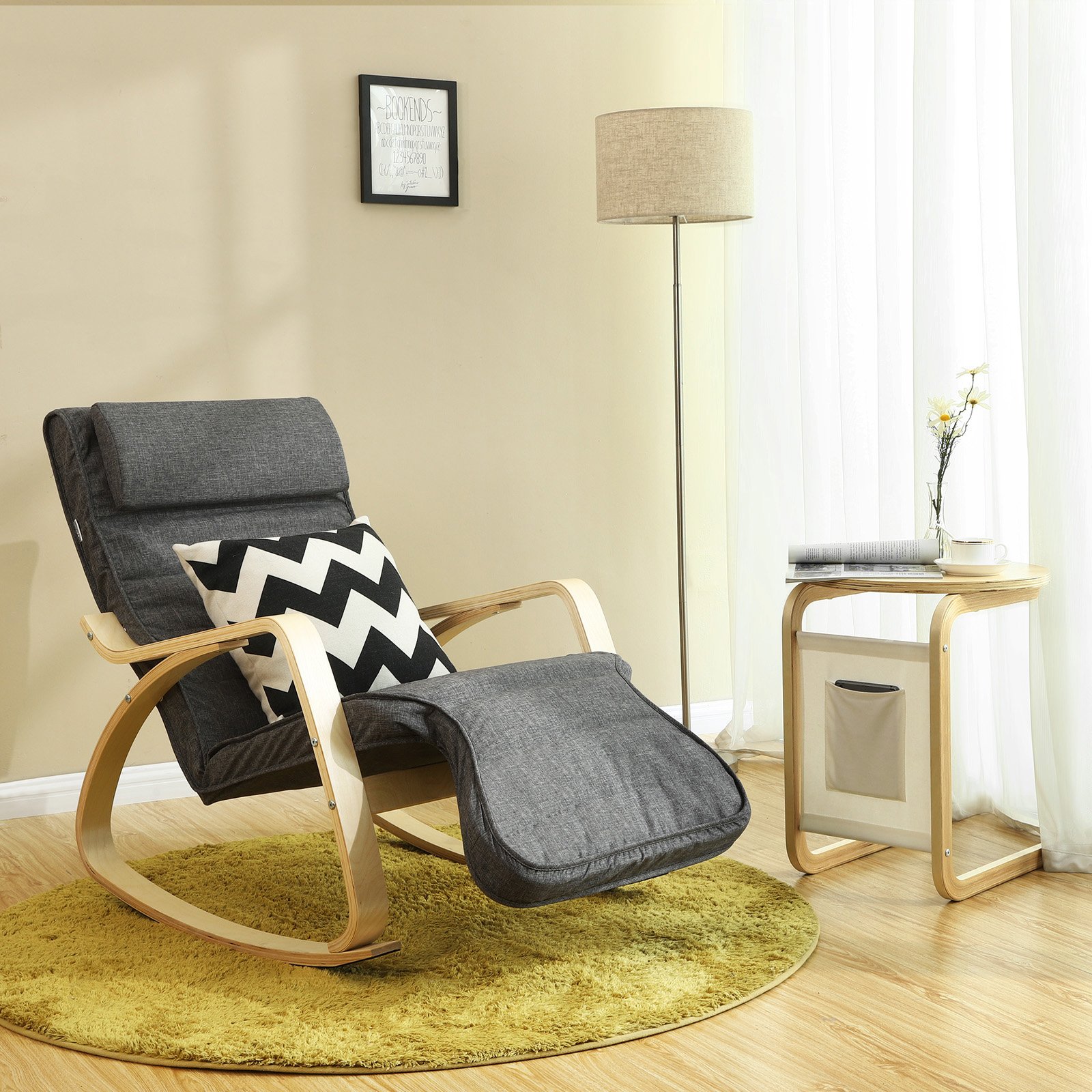 SONGMICS Sedia a Dondolo, Poltrona Oscillante con Poggiapiedi, Schienale Ergonomico, Strutture in Legno, Fodera in Cotone Sfoderabile, 67 x 125 x 91 cm, Carico Massimo di 150 kg, Grigio Scuro LYY42GYZ