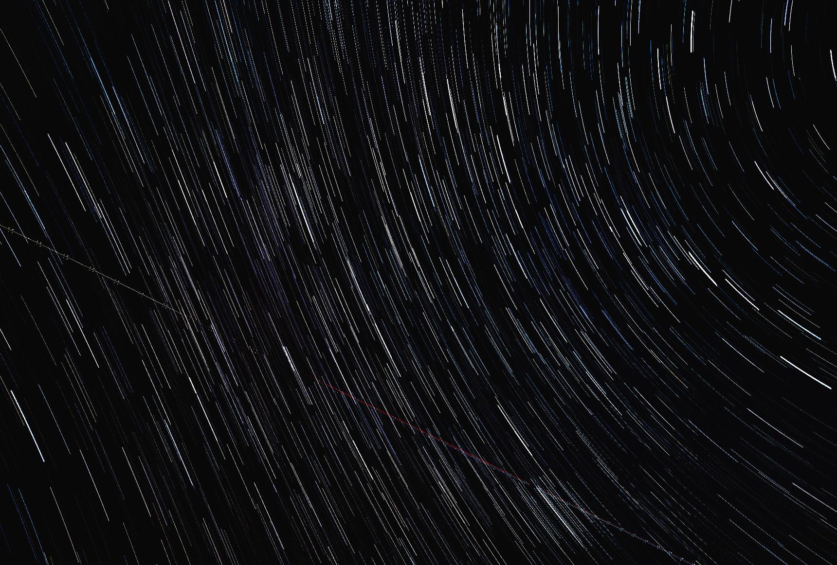 10/10 Perfect AF, small, lightweight, sharp at 1.8, smooth bokeh, no CA, nice to have aperture dial.