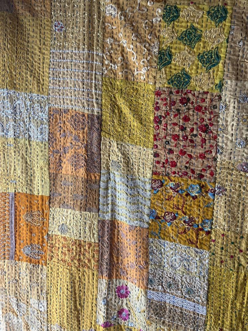 未使用❁エンブロイダリーイエローパッチワークカンタキルトマルチ