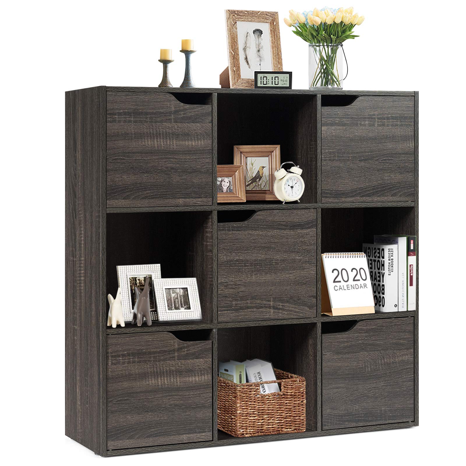 KOMFOTTEU Estantería con 9 Compartimentos de 3 Niveles, Librería de Madera con Puertas, Mueble de Almacenamiento de Pie con Cierre Magnético para Estudio, Oficina, Salón, 90 x 29 x 90 cm (Gris)