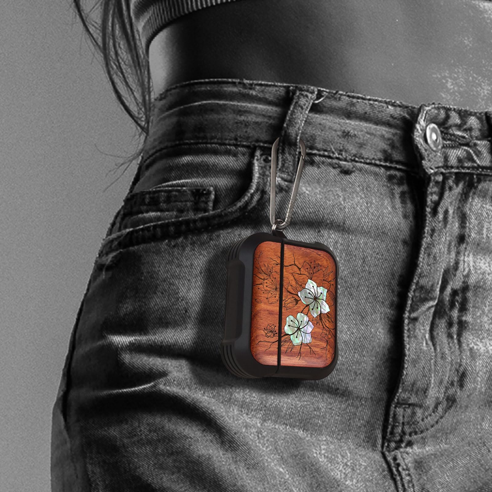 Carveit Etui kompatybilne z AirPods Pro 3 (2025), etui ochronne [grawerunek z drewna i muszla] [tytanowe szybkie zapięcie] do Airpods Pro 3 Skin 2025 etui (różowe skrzydło Sakura)