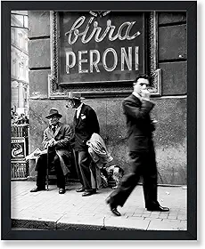 Poster Master Pôster fotográfico vintage - Impressão de viagem - Homens na rua de Napoli, Itália, preto e branco, minimalista - Arte de parede sem moldura 28 x 35 cm - Presente para artista, amigo -