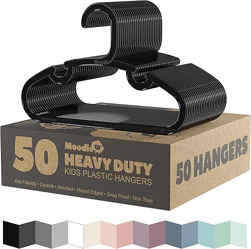 Perchas de plástico reciclado para niños, perchas de plástico resistentes de 13.5 pulgadas para niños grandes, paquete a granel, perchas grandes