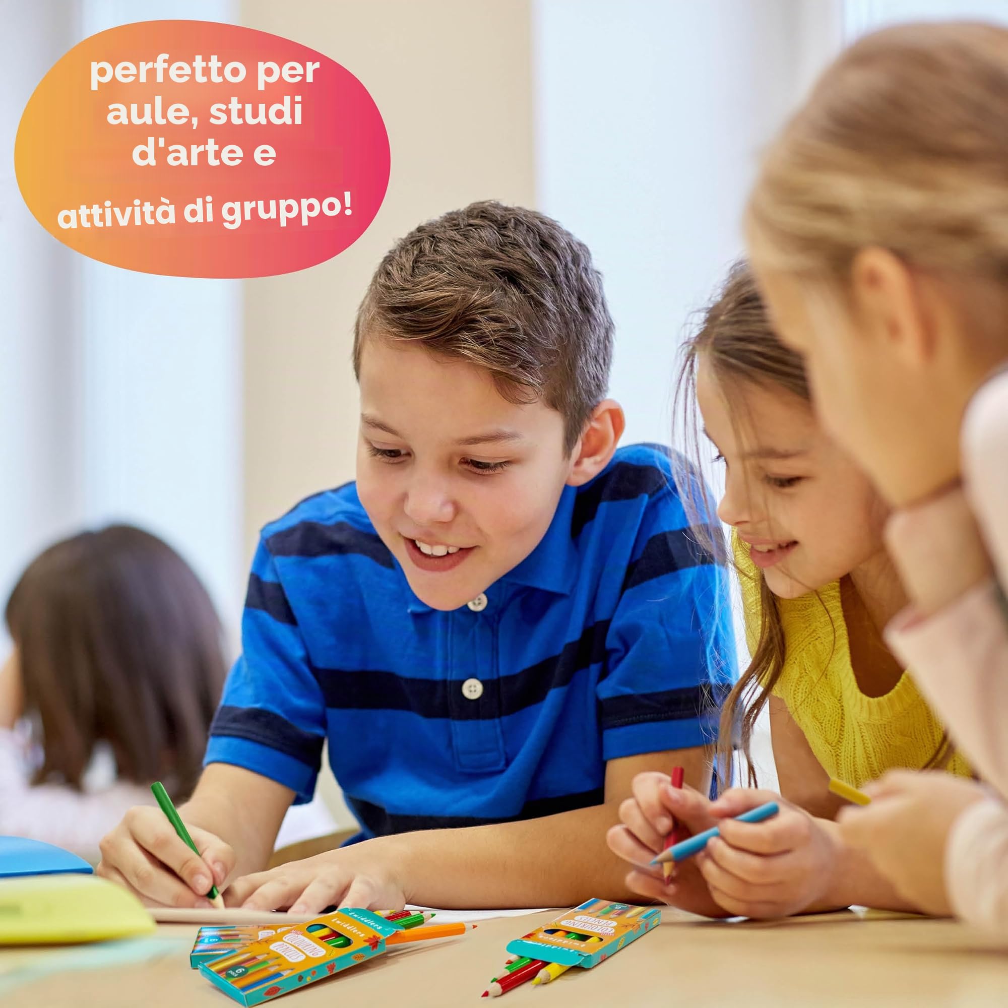 THE TWIDDLERS Set di 60 Astucci Matite Colorate, 6 Mini Matite Colorate per Scatola, 360 Totale, Cilindro rotondo di facile presa, Ideale per Regali di Compleanno per Bambini, Aule Scolastiche