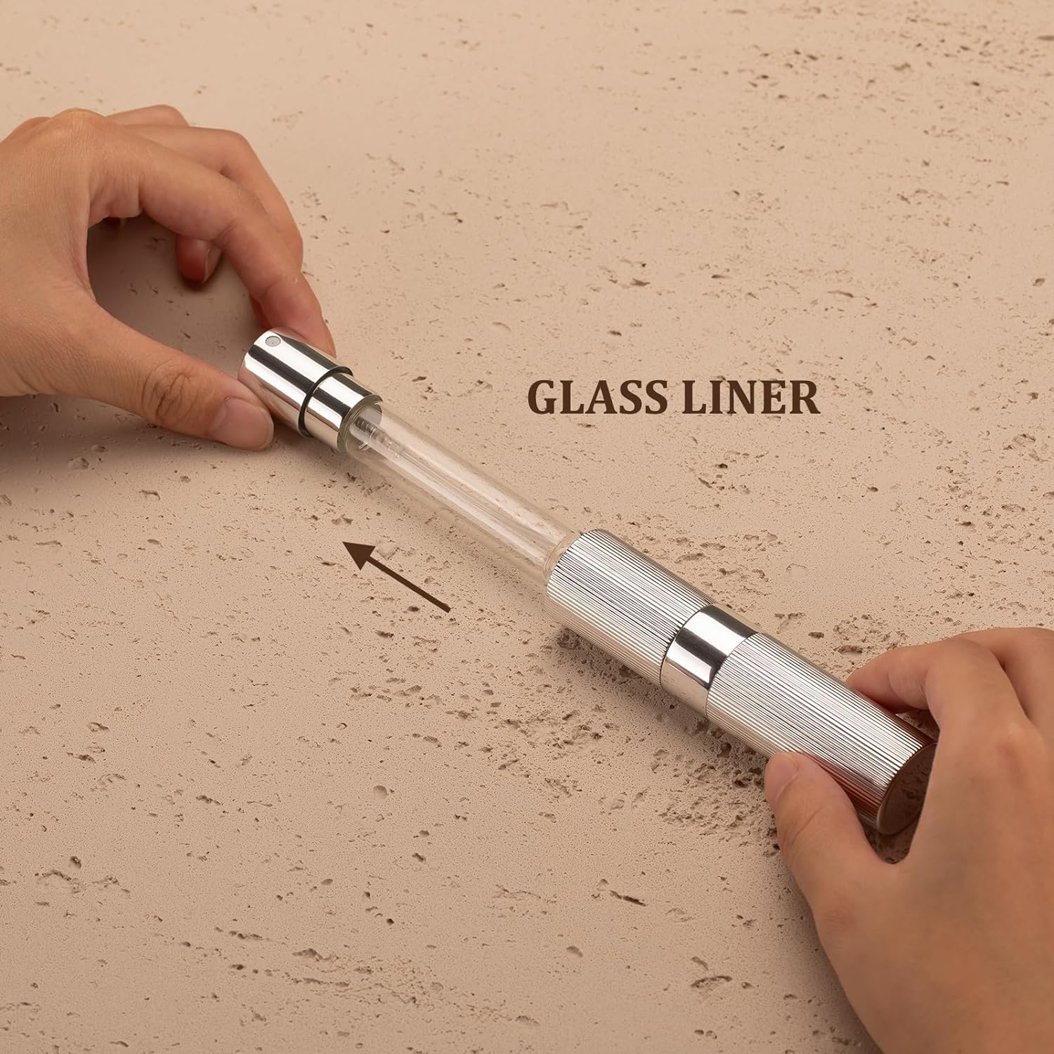 Toureal Atomizer do Perfum 8 ml, 3 Sztuki Aluminiowy Podróżny Pojemnik na Perfumy, Mini Butelka z Rozpylaczem do Torebki, Kosmetyczki i Podróży, Czarny Niebieski Srebrny