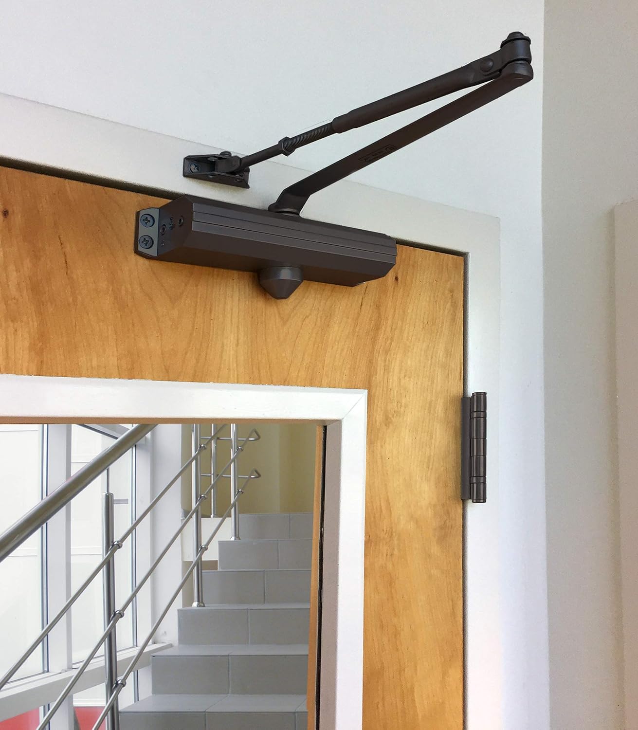 Tell Manufacturing DC100048 15644 Duro Commercial Closer, Grade 1, Size 4