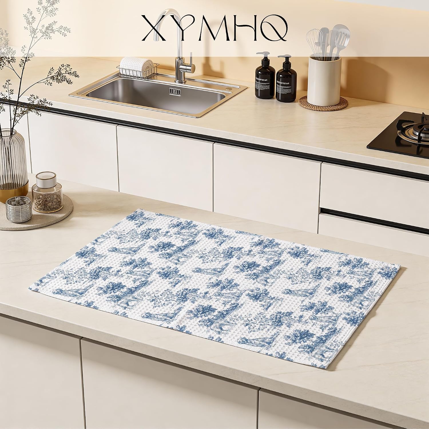 Blue and White Chinoiserie Golden Retriever Gift Hand Towels for Bathroom Kitchen, Golden Retriever Gifts for Women, Vintage Toile de Jouy Dog Kitchen Dish Tea Towels, 16x24 Inch