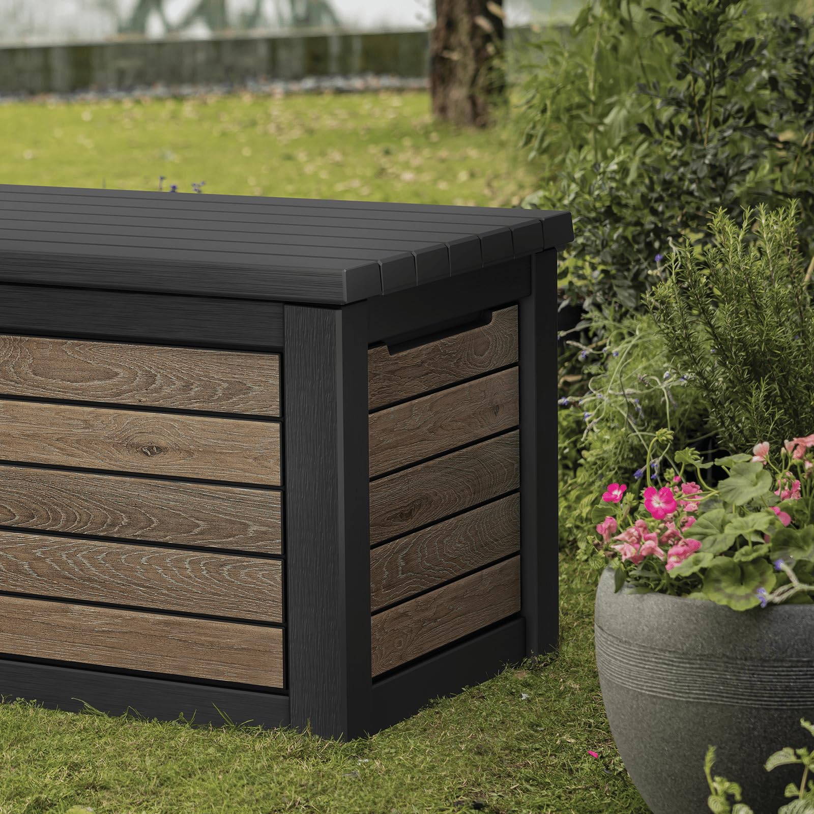 Keter Northwood Contenitore per cuscini 623 litri impermeabile ventilato coperchio molle gas 250 kg