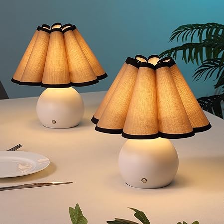 JONATHAN Y JONATHAN Y JYL7157A-SET2 Billie 10.5" Classic Vintage Scalloped Shade Regarcheable/Cordless Dimmable Integrated LED Table Lamps Bedroom, Living Room, Office, Dining Room, Ivory/Black (Set of 2) photo 5