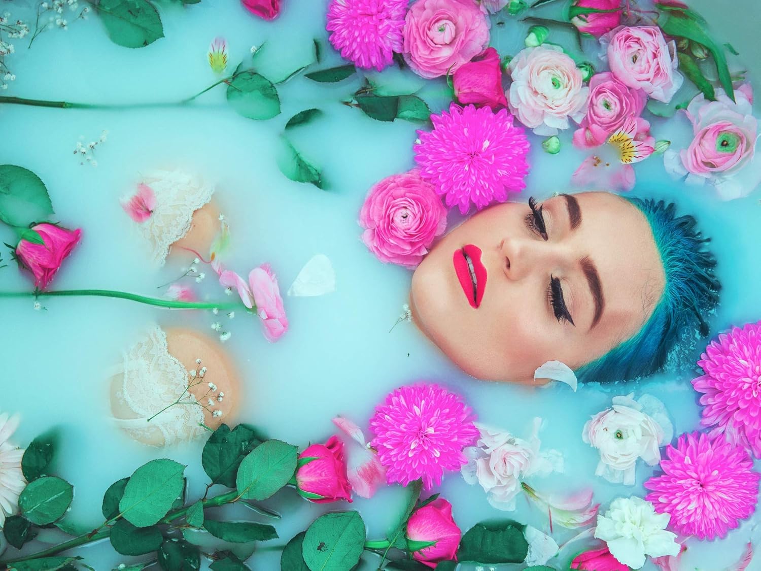 MANIC PANIC Classic Atomic Turquoise Semi Permanent Hair Color - Neon Aqua Blue Hair Dye for Women & Men That Lasts 4-6 Weeks - Vegan, Ammonia & Cruelty-Free - Create & Mix Custom Shades (8oz) - Image 6