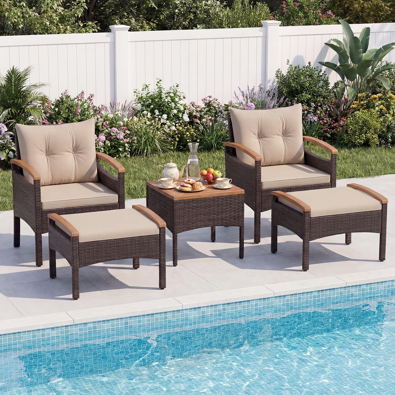 COSTWAY Set Salotto da Giardino in Rattan da 5 Pezzi con 2 Ottomane Marrone
