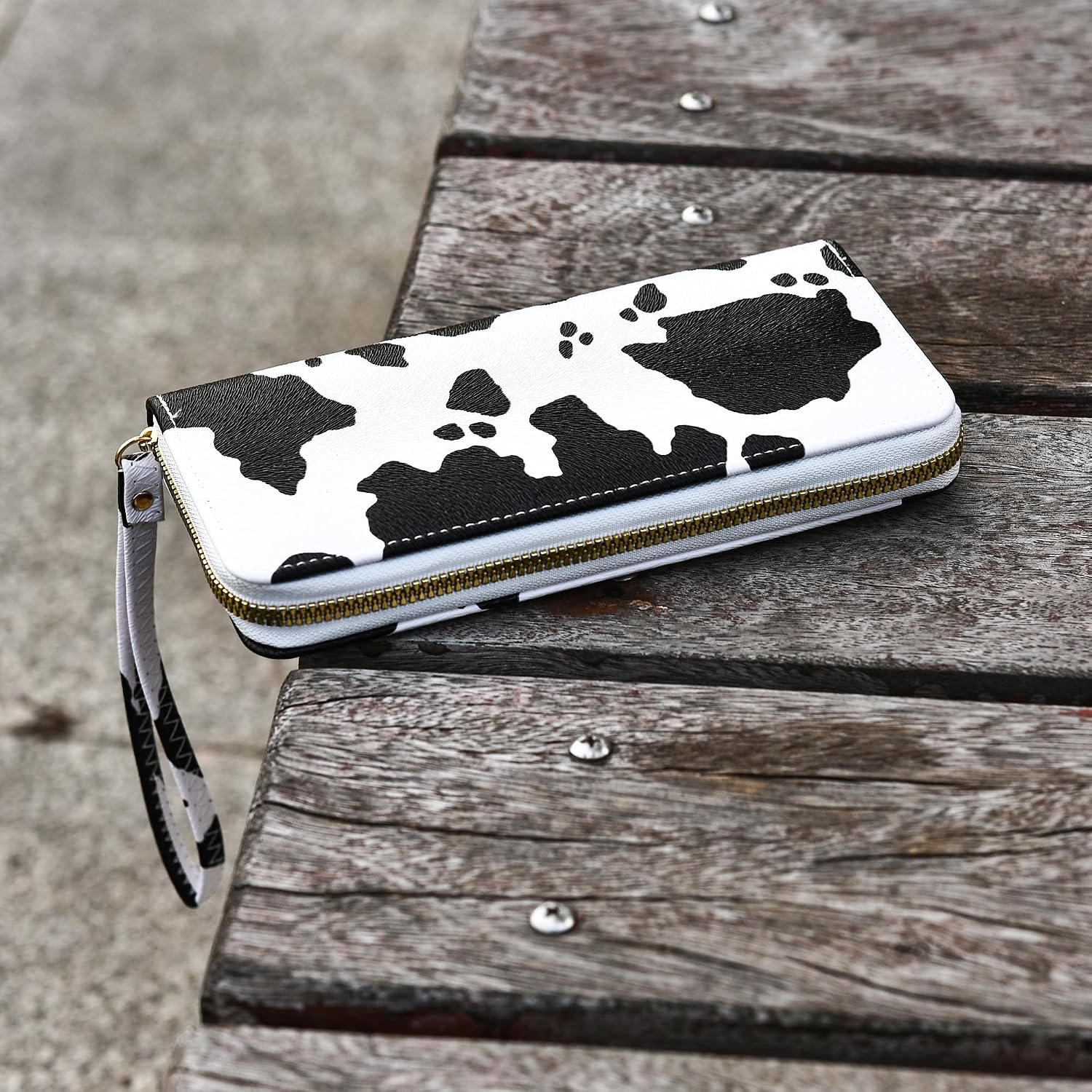 Cow Print PU Leather Wallet Zip Around Cash Coin Card Phone Holder Women Girls Wallet Long Wristlet Purse Clutch Handbag