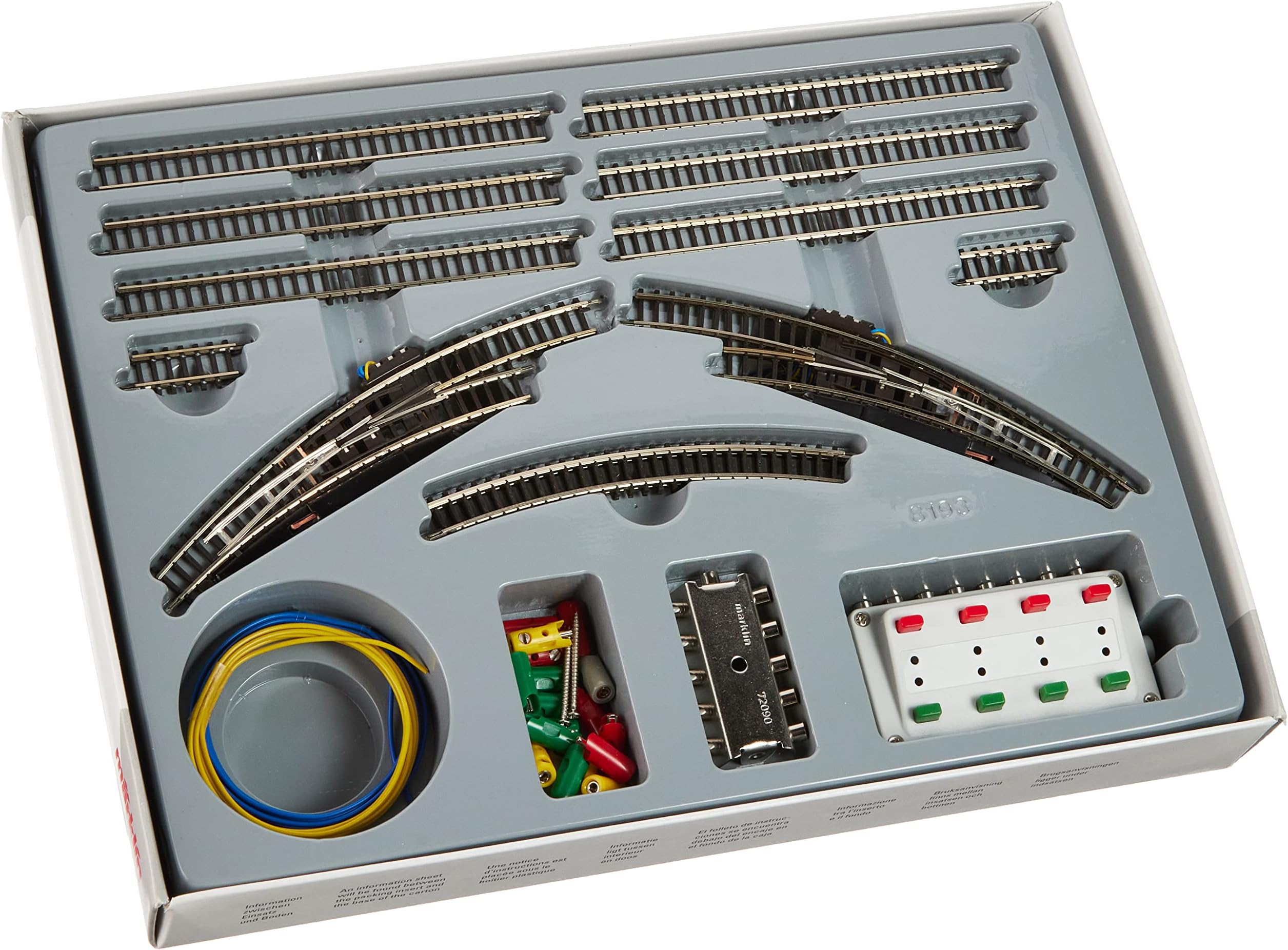 Märklin 8193 - railway station track set, T2
