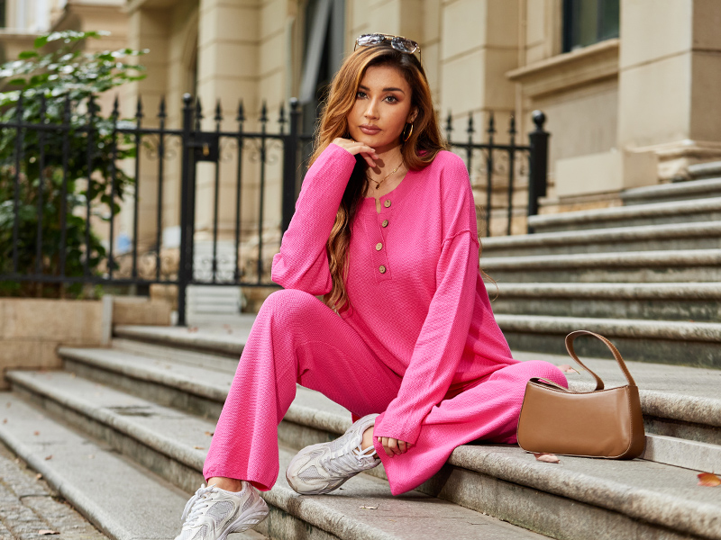 Amazon.com: Pink Queen Women display picture 1