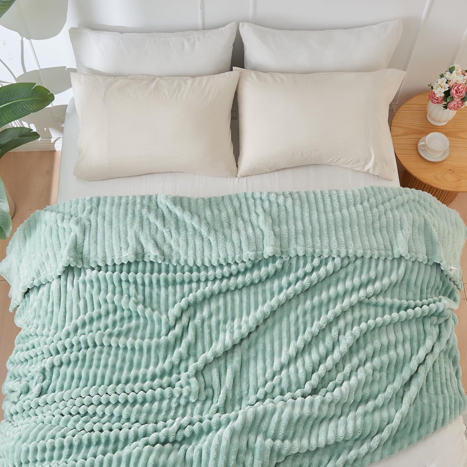 NEWCOSPLAY Super Soft Twin Blanket New Sage Green Premium Silky Flannel Fleece 3D Ribbed Jacquard Lightweight Bed Blanket All Season Use (New Sage Green Ribbed, Twin(60"x80"))