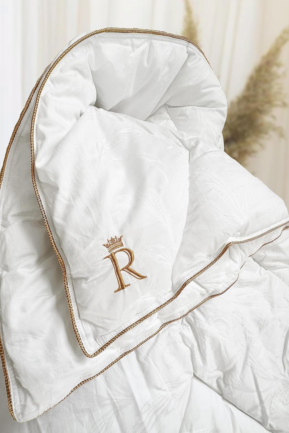 Royal Therapy Twin Comforter, White Comforter Twin Size