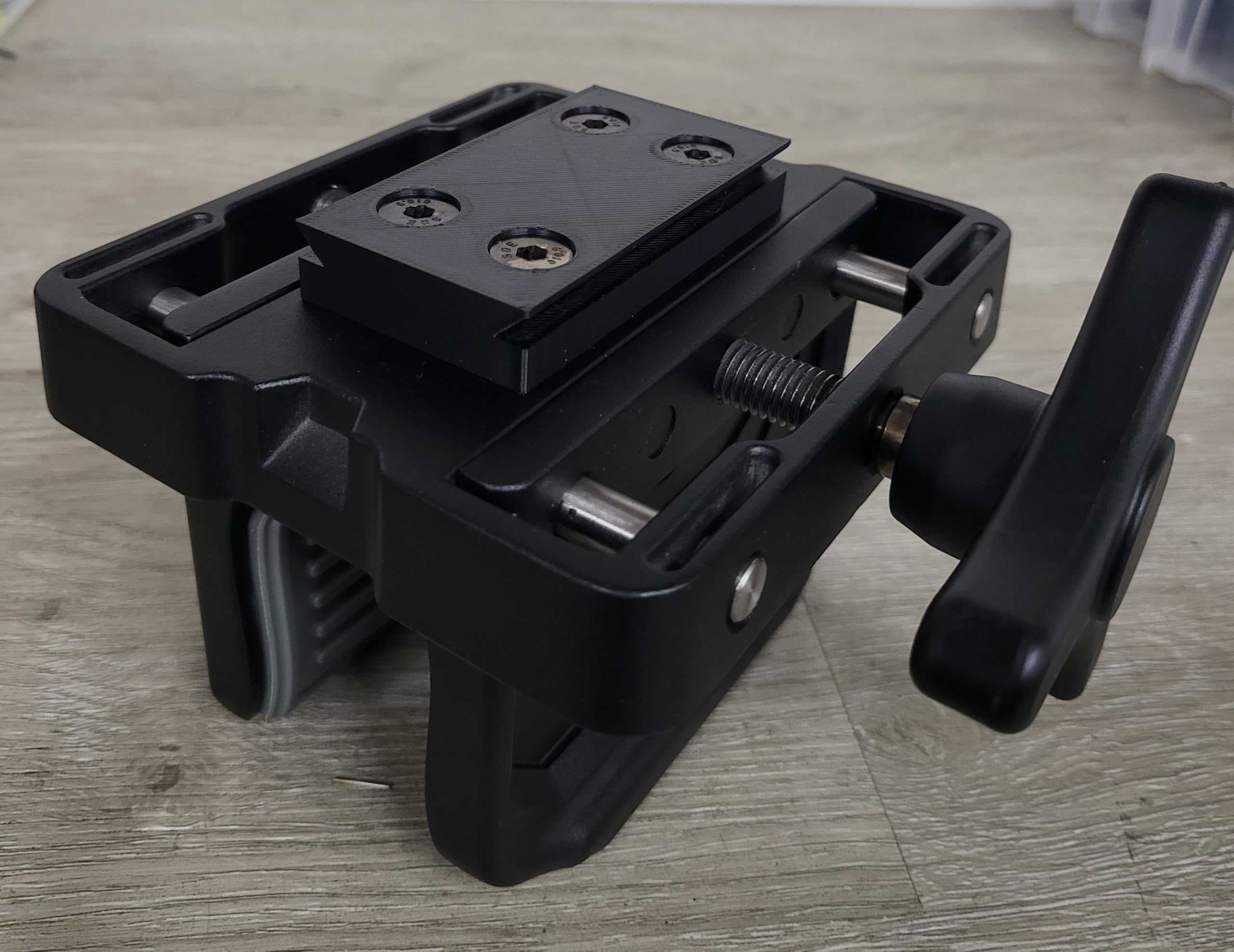 EVUMO Kit Adattatore Per Treppiede BOG DeathGrip – Testa A Sfera E Piastra Arca, Solo Per Modello Standard (non Infinite)