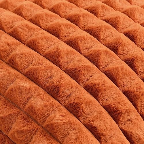Miniatura 44 de FUTEI Juego de 2 fundas de almohada decorativas color camello de 18 x 18 pulgadas, fundas de cojín cuadradas, piel sintética de conejo esponjosa