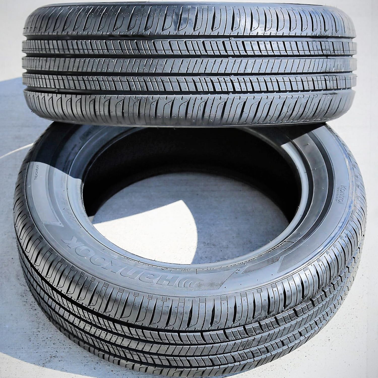 Hankook Kinergy GT H436 All-Season Radial Tire - 205/55R16 91H