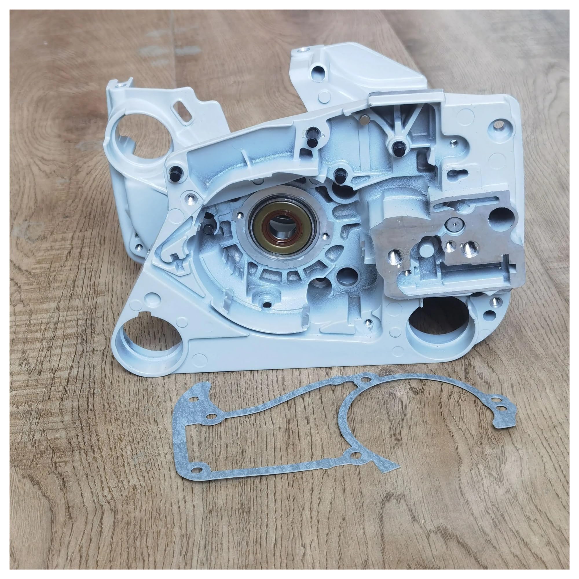 Carter moteur MS360 pour tronçonneuses 034 036 MS340 pièce 1125 020 2120