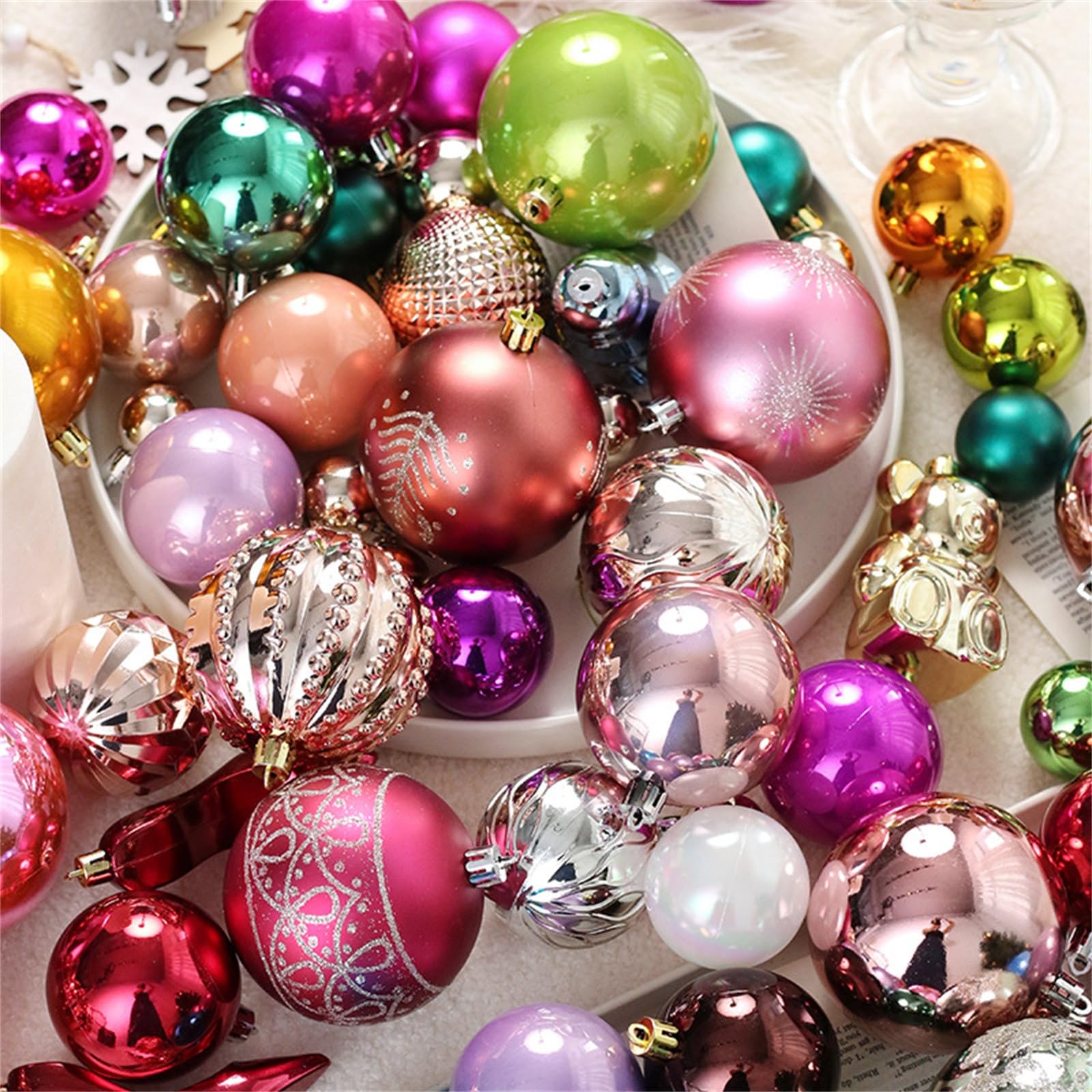 75Pcs Plastic Christmas Balls Ornaments, Christmas Tree Decoration, Mini Shatterproof Christmas Tree Decorations Hanging Ball for Holiday Wedding