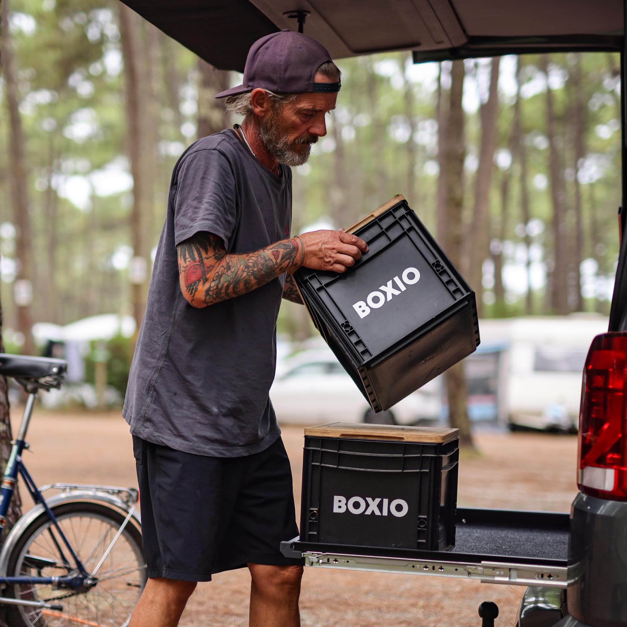 BOXIO – SOLO: 3x Aufbewahrungsbox mit Deckel – Eurobox 40x30 x 28 cm – perfekte Plastikbox Transportkiste aus Kunstoff für Camping, Boot, Keller oder Garten - stapelbar mit anderen Euroboxen
