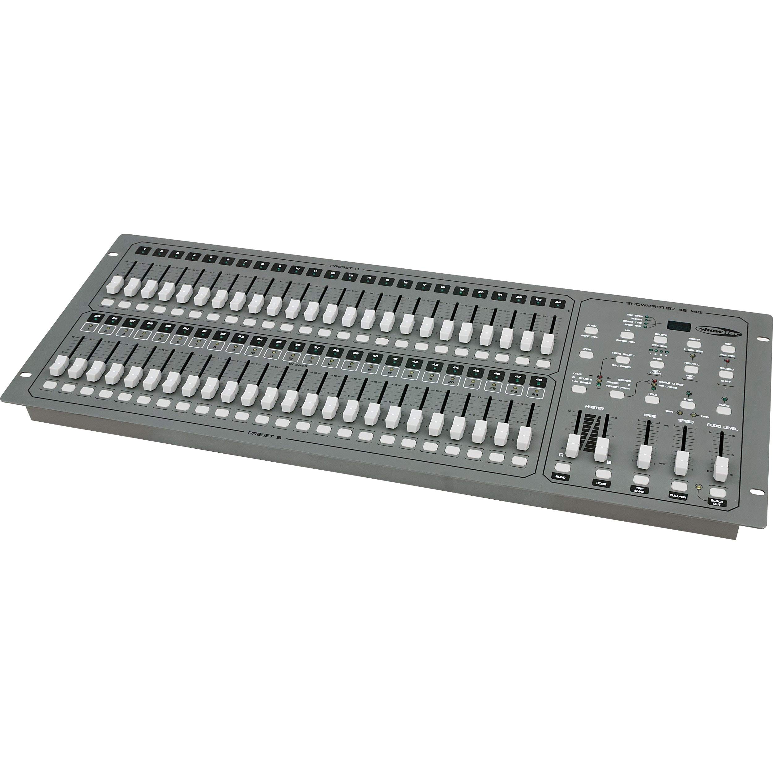 Showtec Showmaster 48 MKII mixer luci DMX